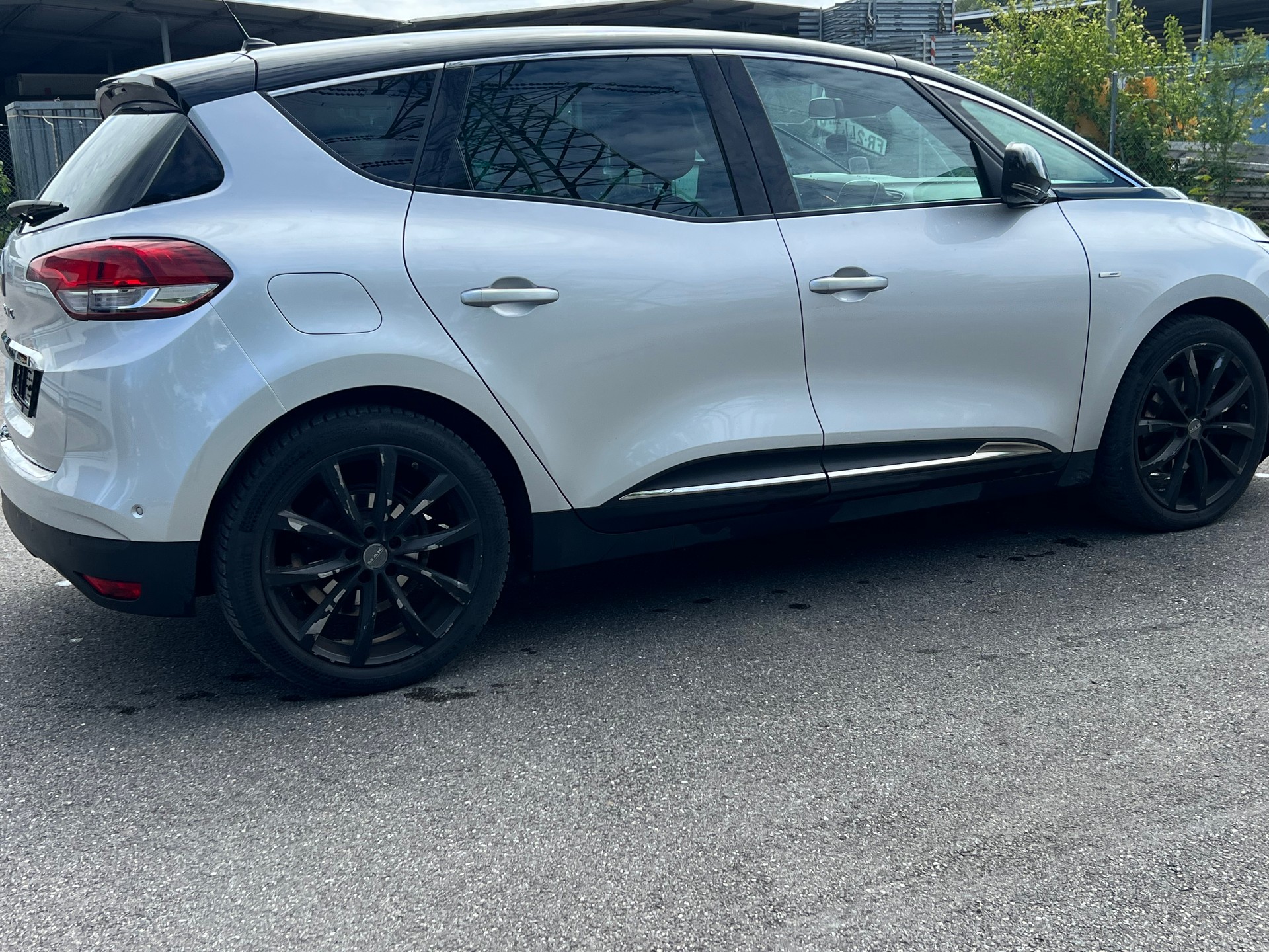 RENAULT Scénic 1.6 dCi Bose EDC-image-7