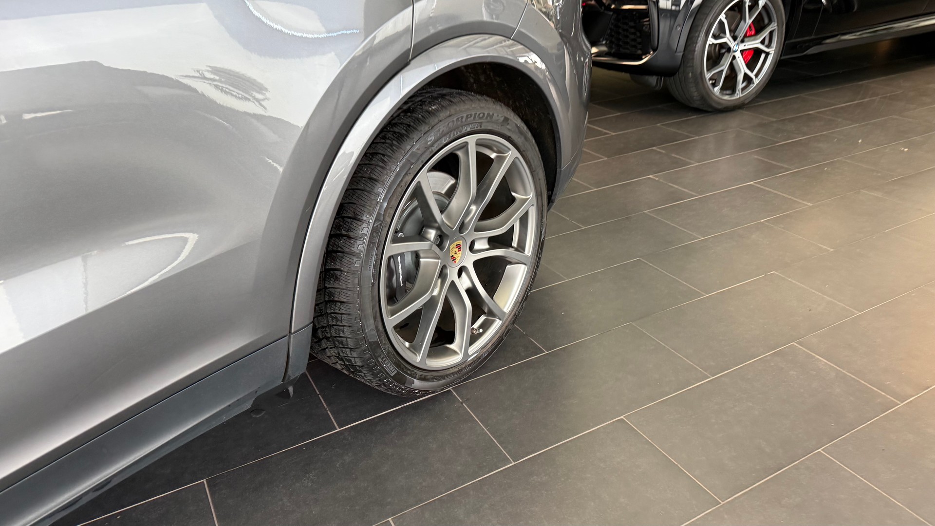 PORSCHE Cayenne 3.0 V6 E-Hybrid-image-7