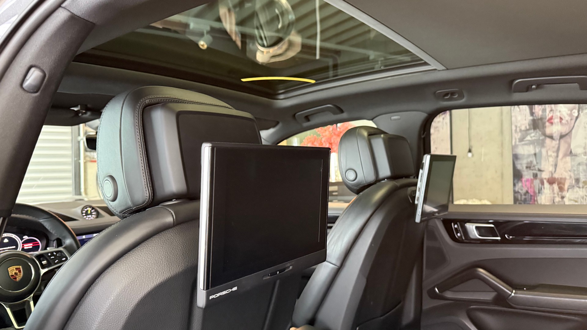 PORSCHE Cayenne 3.0 V6 E-Hybrid-image-9