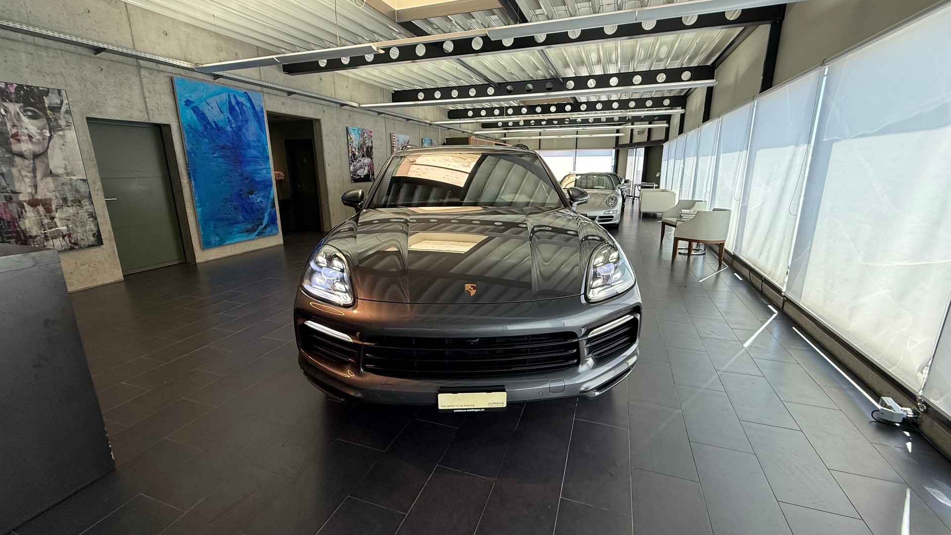 PORSCHE Cayenne 3.0 V6 E-Hybrid-image-4
