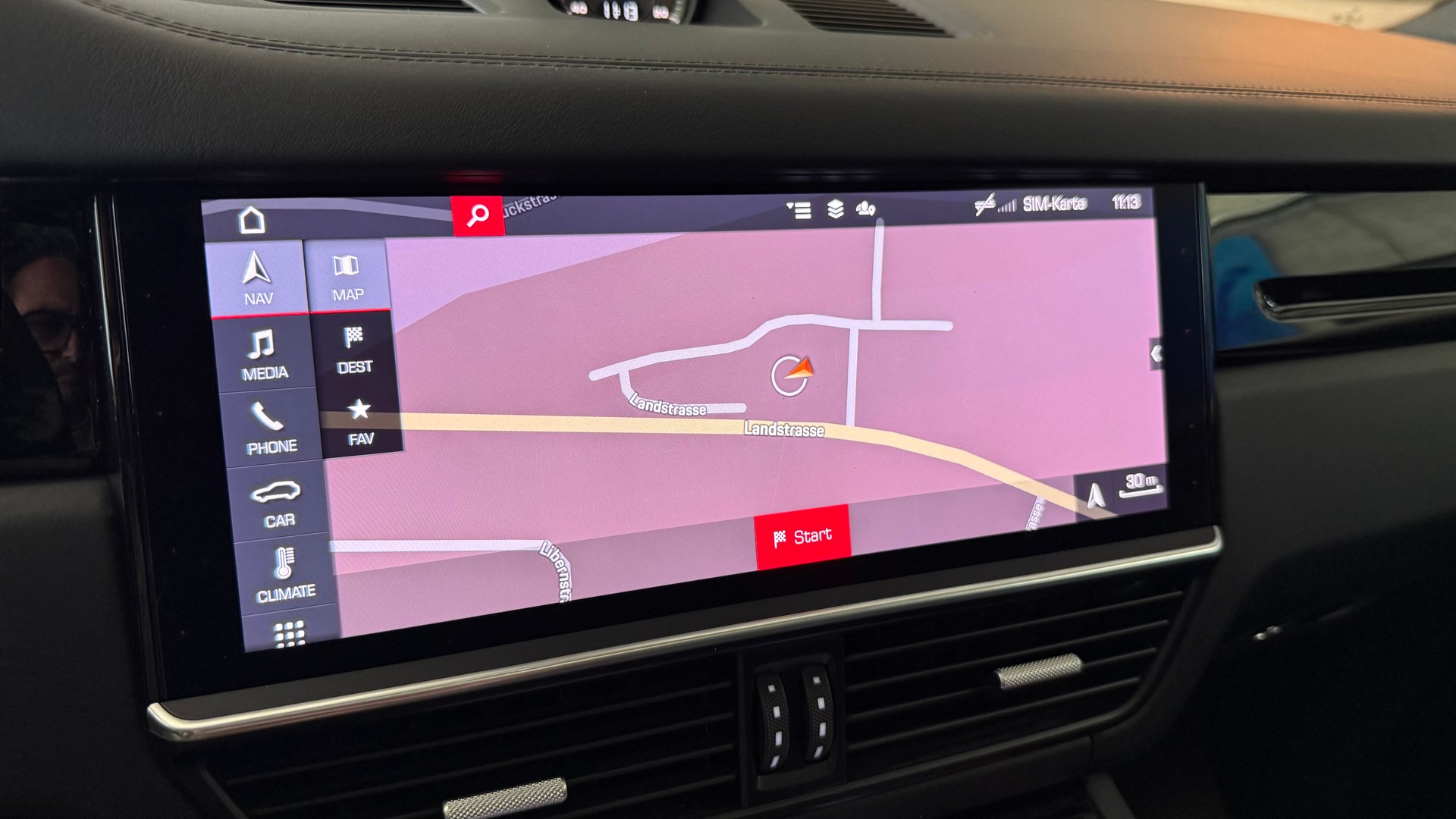 PORSCHE Cayenne 3.0 V6 E-Hybrid-image-16