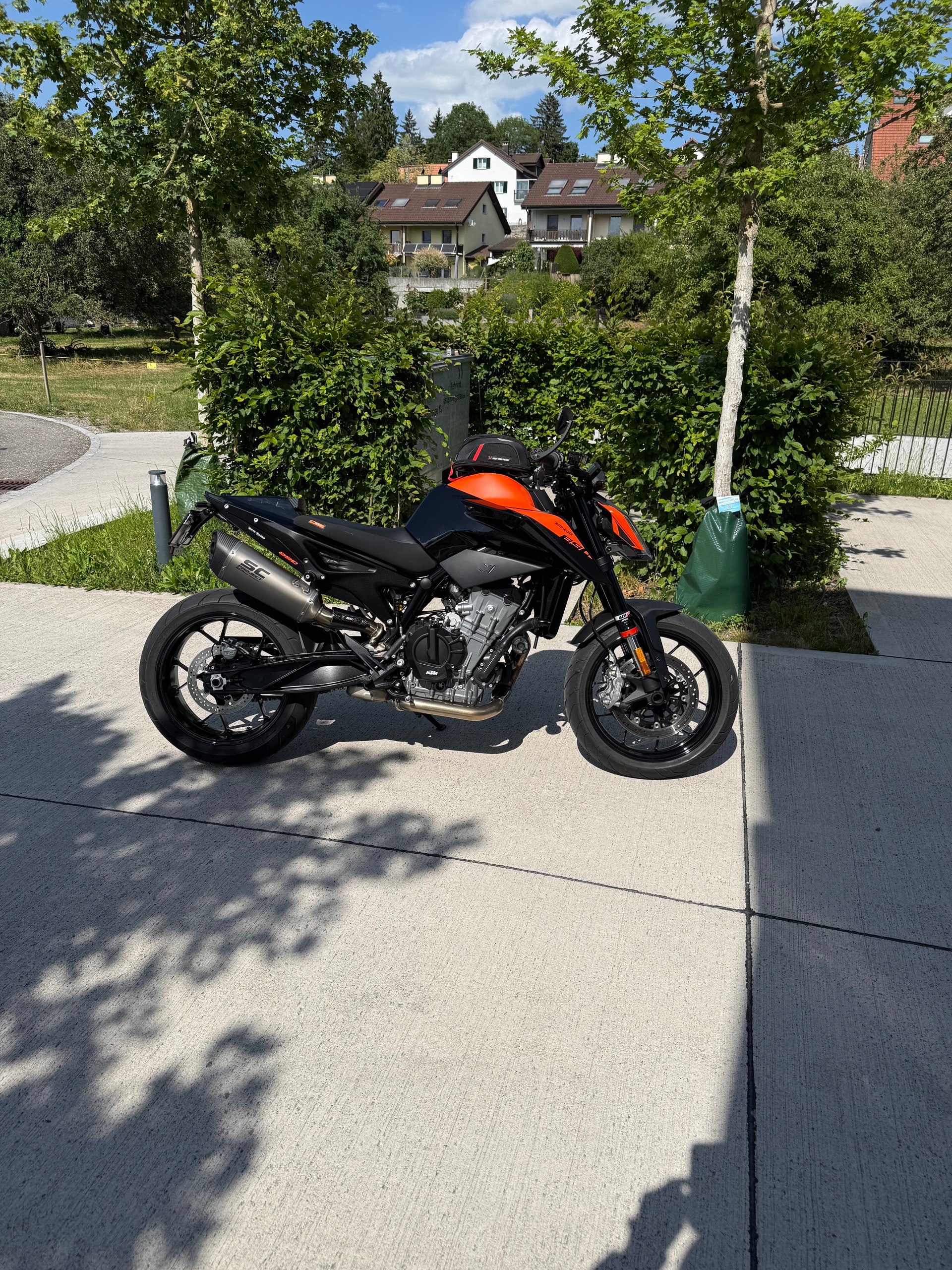KTM 890 Duke GP