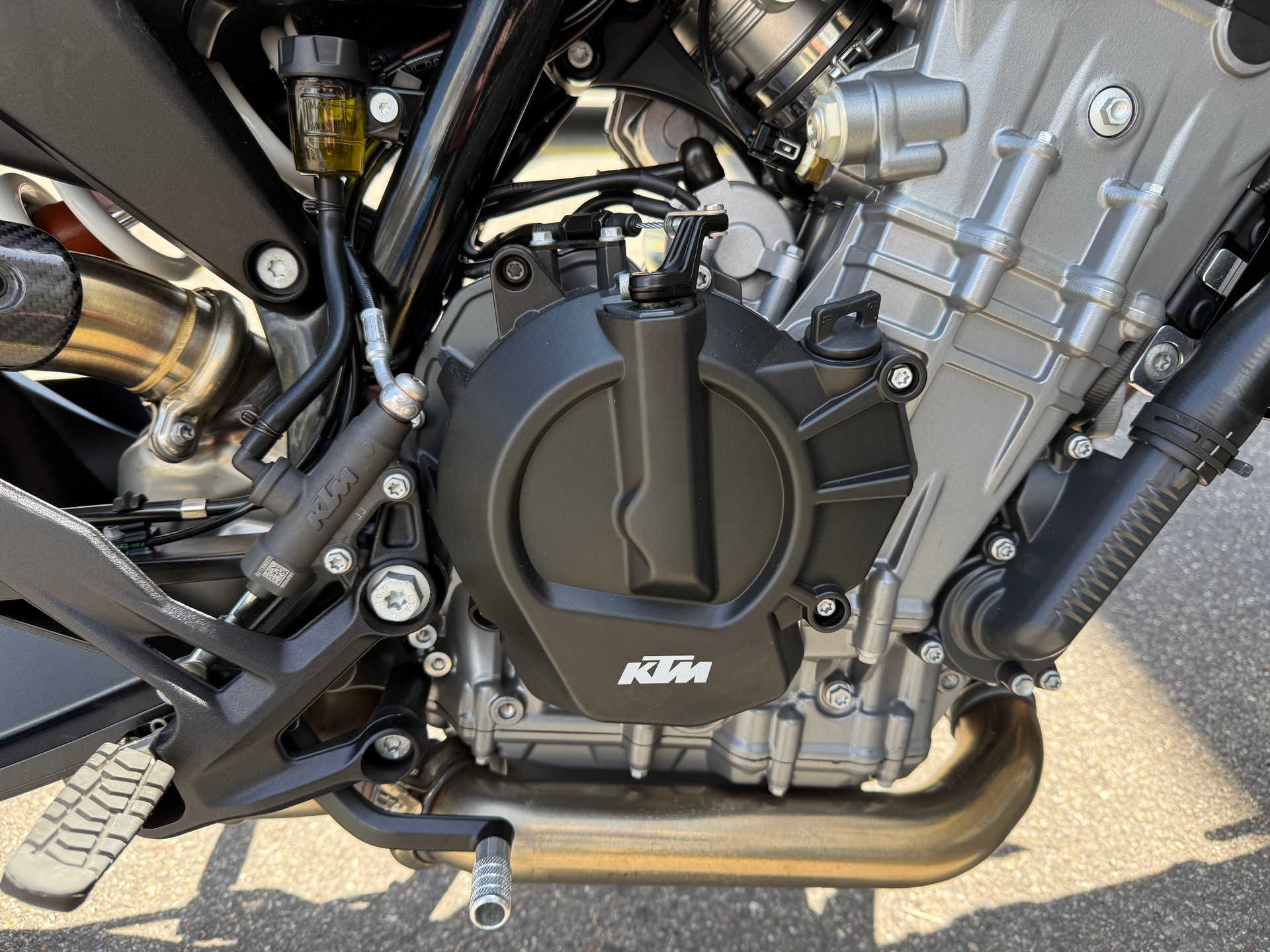 KTM 890 Duke GP-image-5
