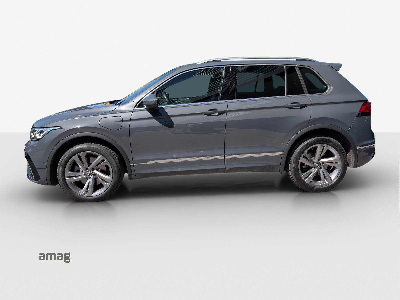 VW Tiguan 1.4TSI PHEV R-Line DSG-showroom-element-1