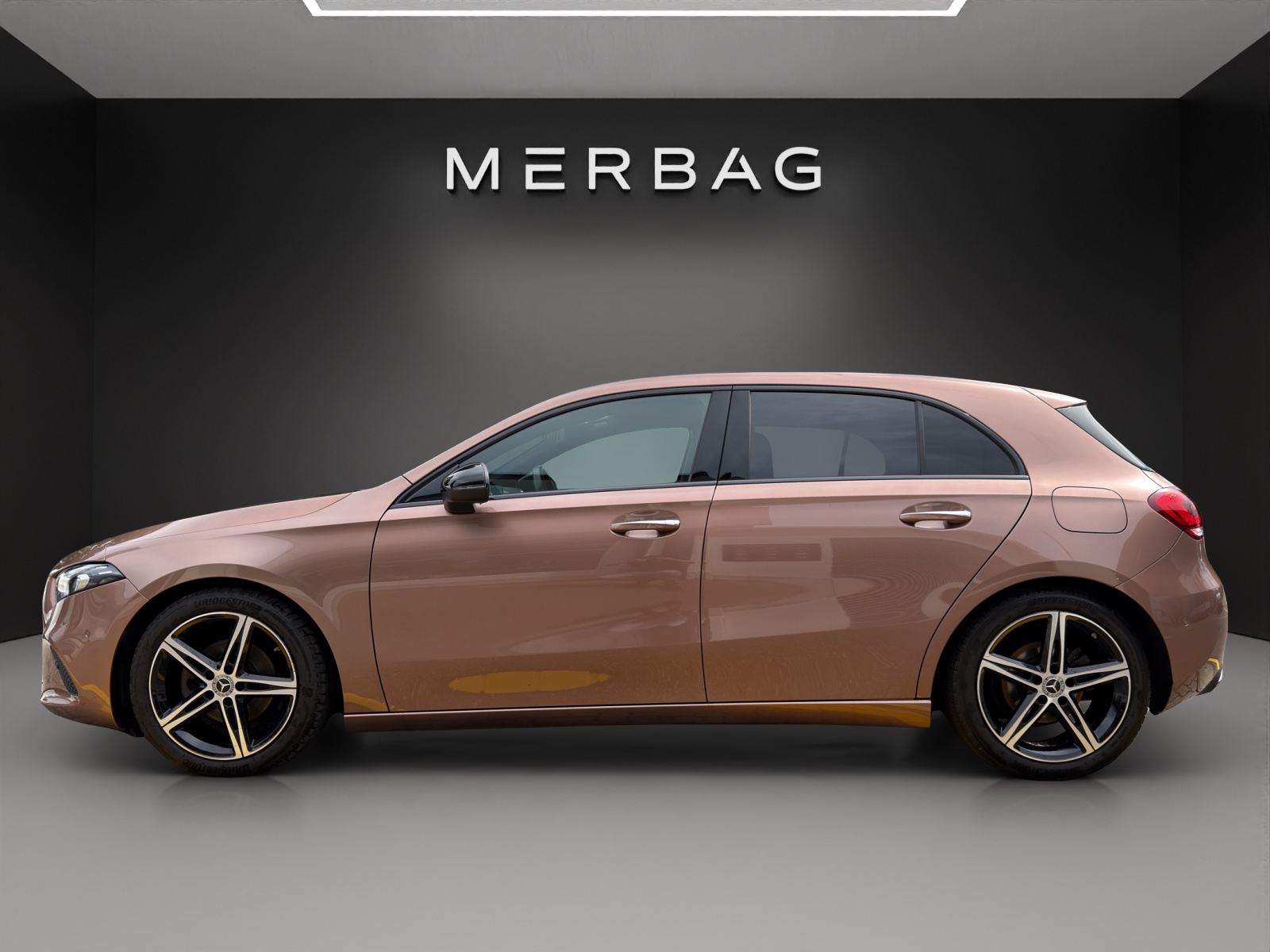 MERCEDES-BENZ A 180 Night Star 7G-DCT-image-5