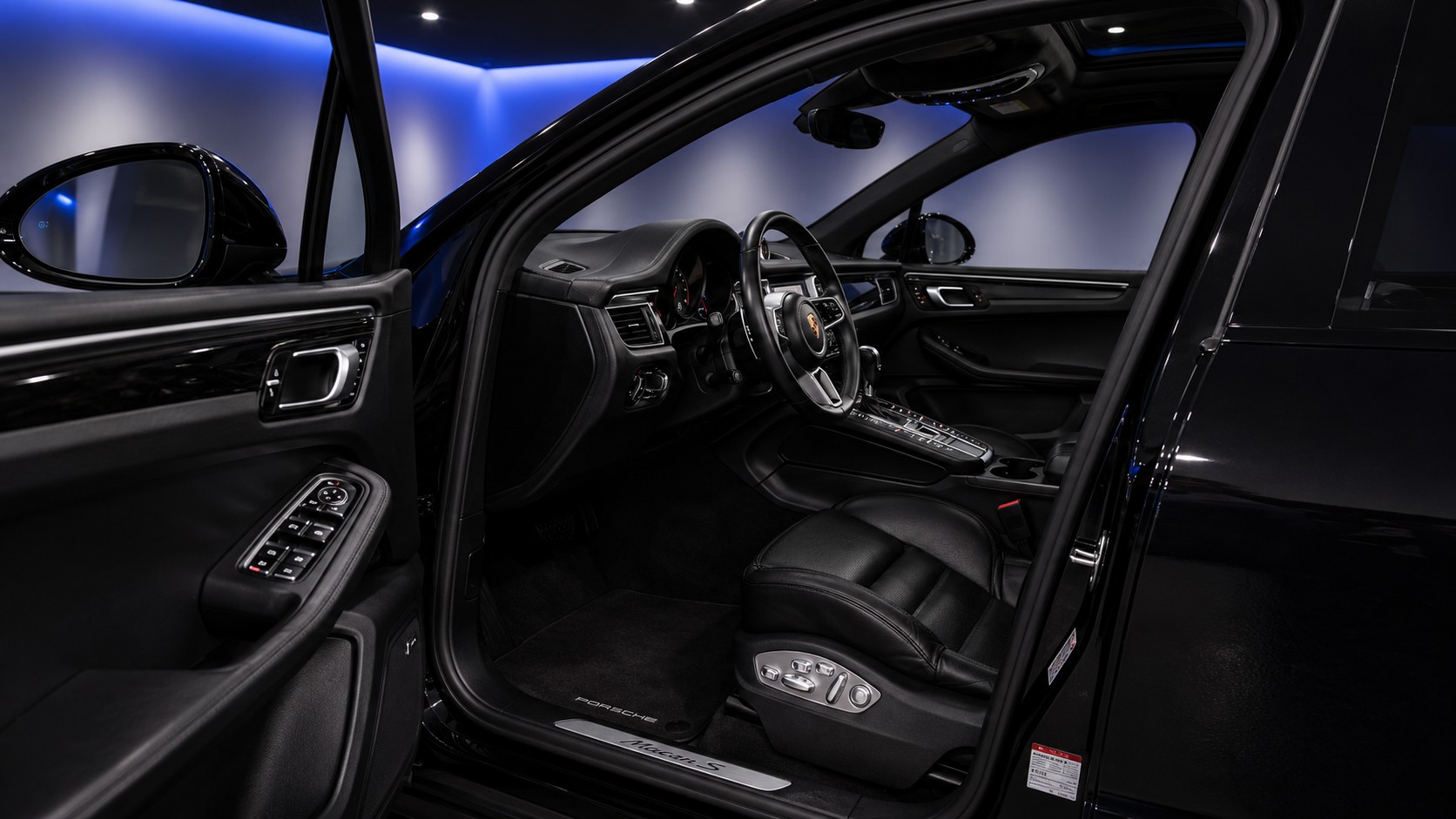 PORSCHE Macan Turbo PDK-image-8