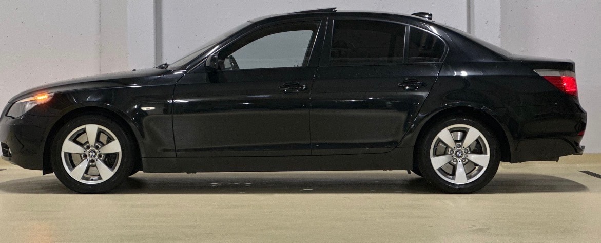 BMW 540i-image-3
