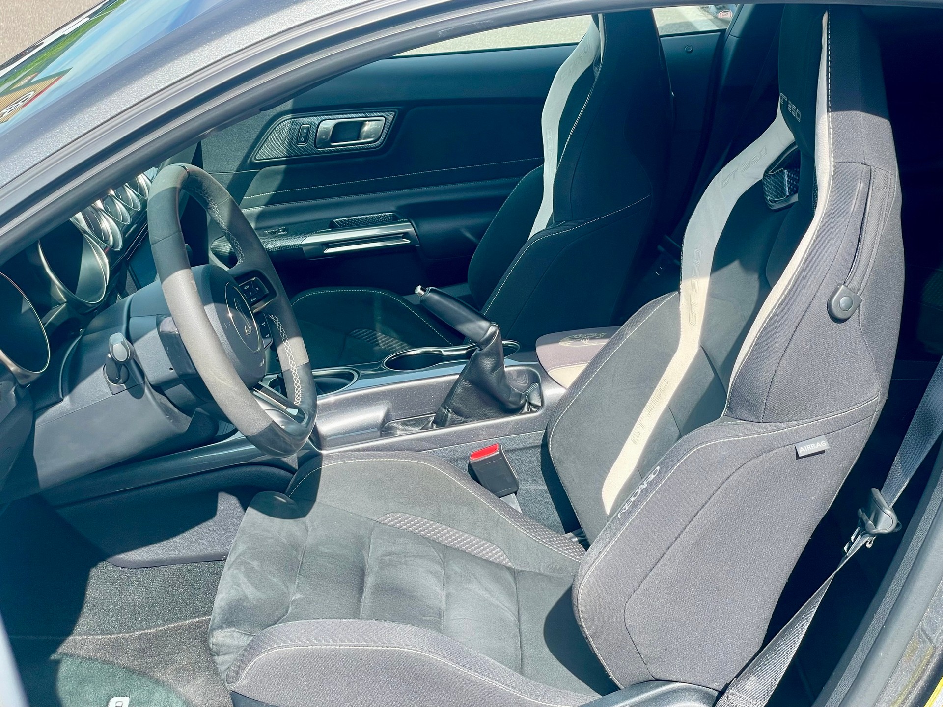 FORD Shelby GT350 Recaro-image-6