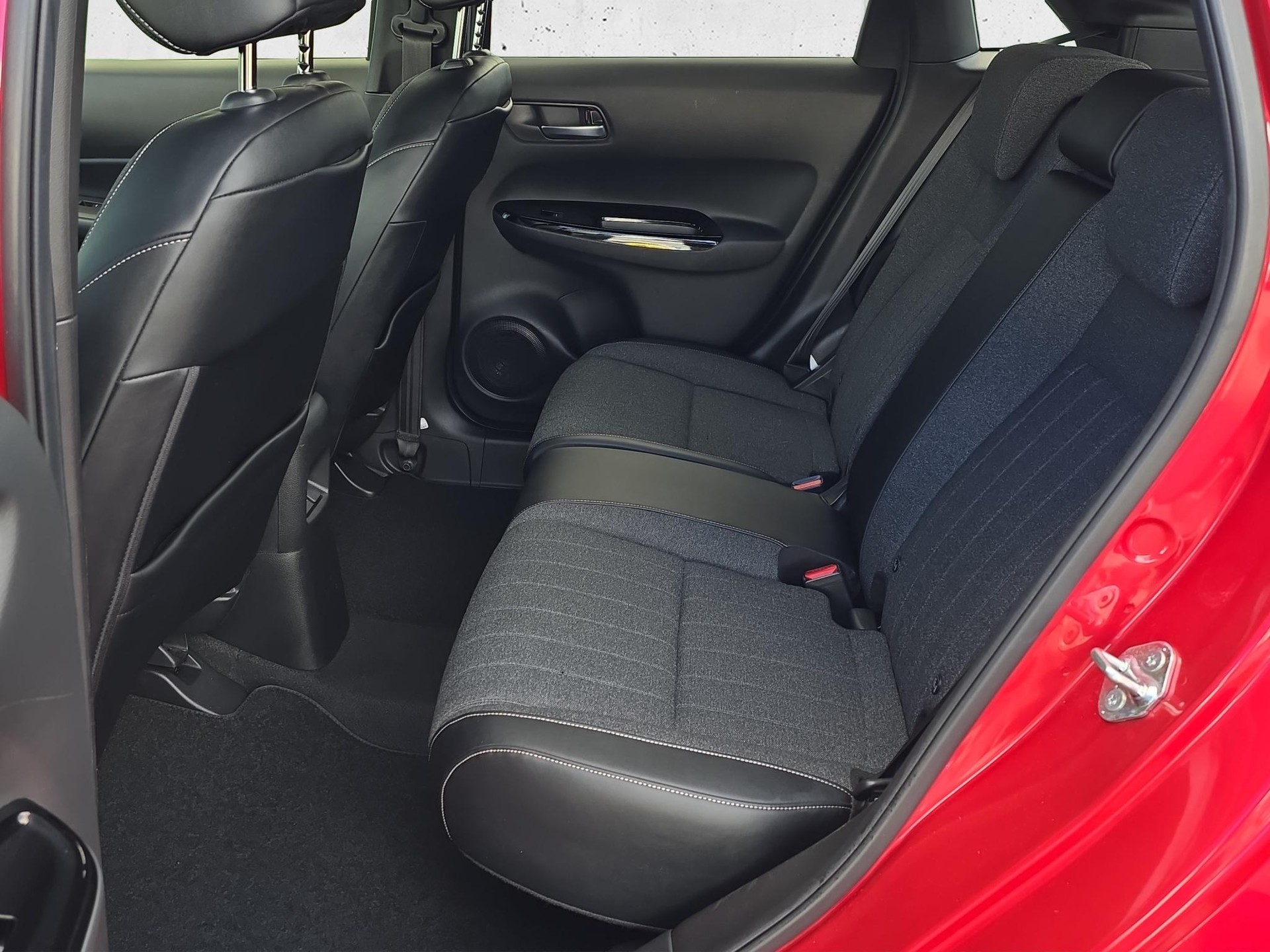 HONDA Jazz 1.5 i-MMD Executive-image-12