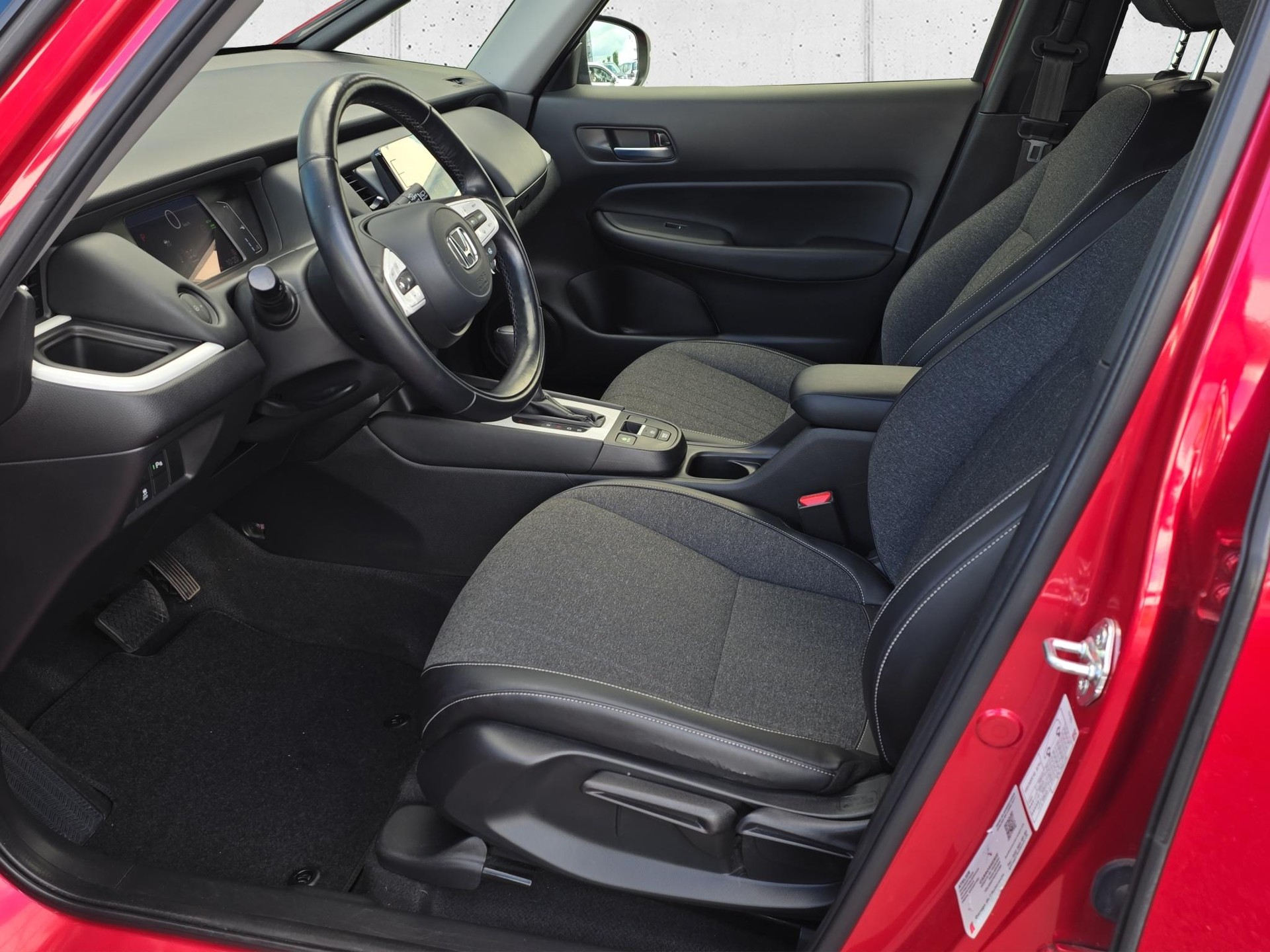 HONDA Jazz 1.5 i-MMD Executive-image-8