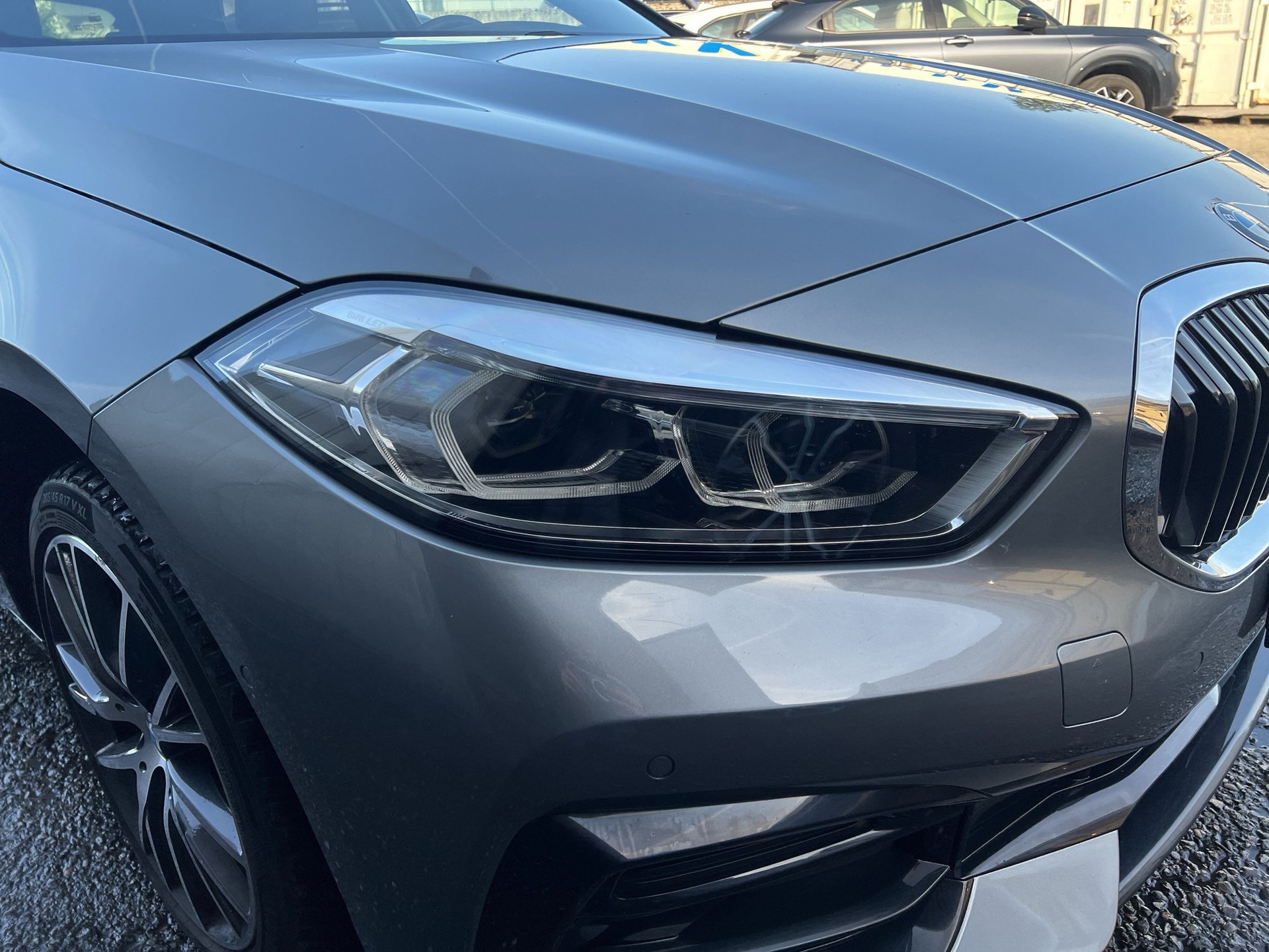 BMW 120d xDrive Steptronic Sport Line-image-17