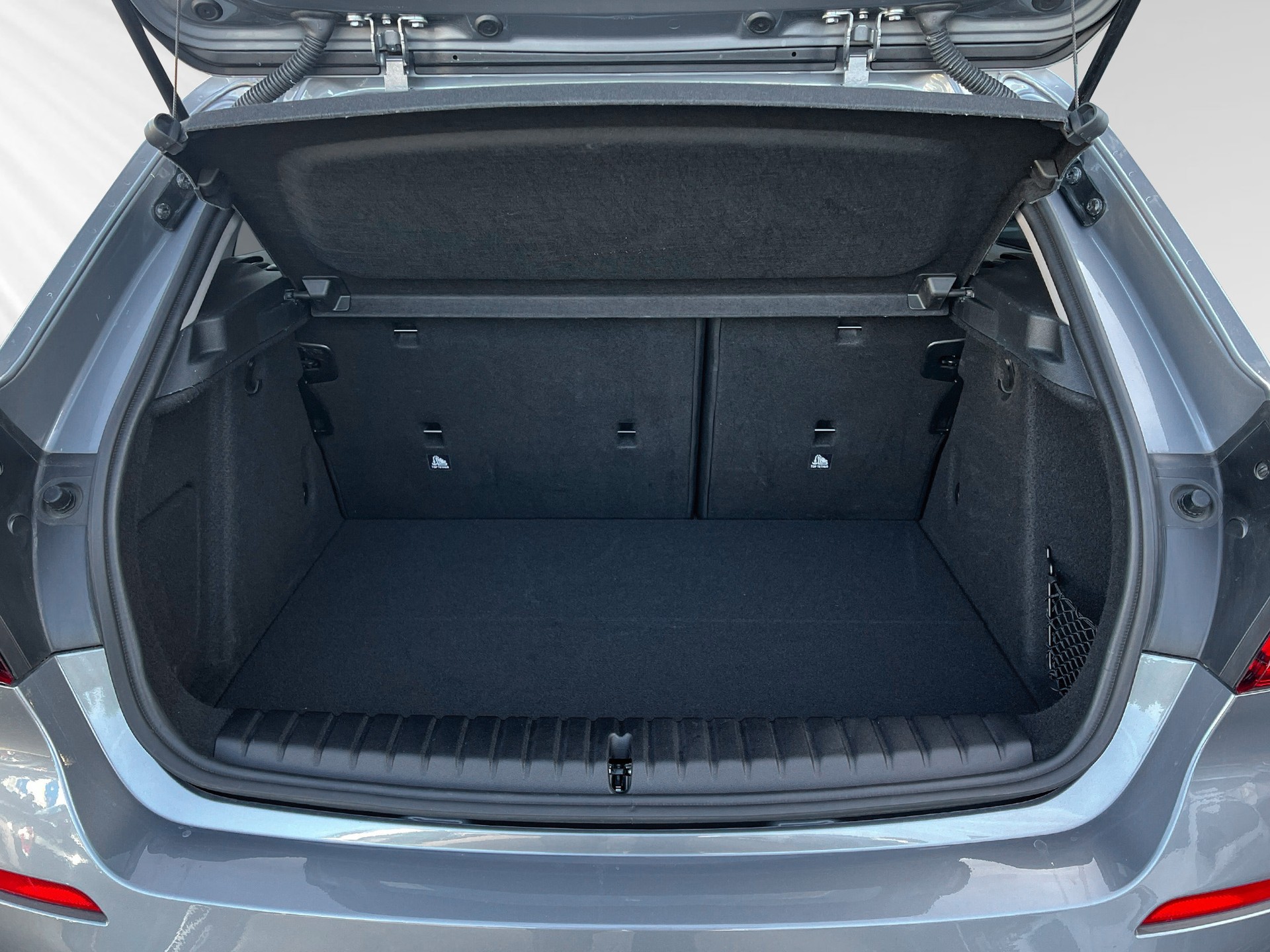 BMW 120d xDrive Steptronic Sport Line-image-7
