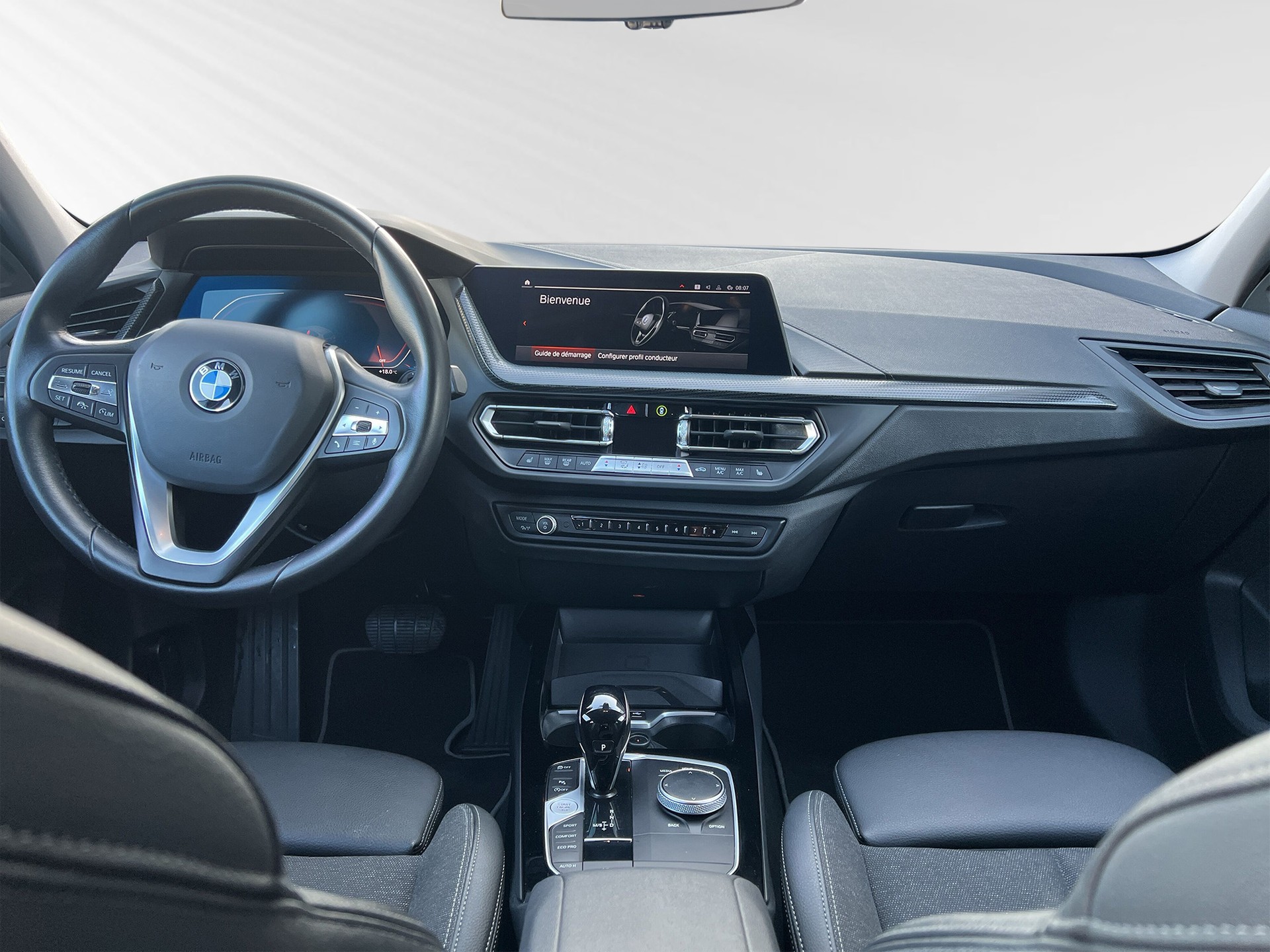 BMW 120d xDrive Steptronic Sport Line-image-5