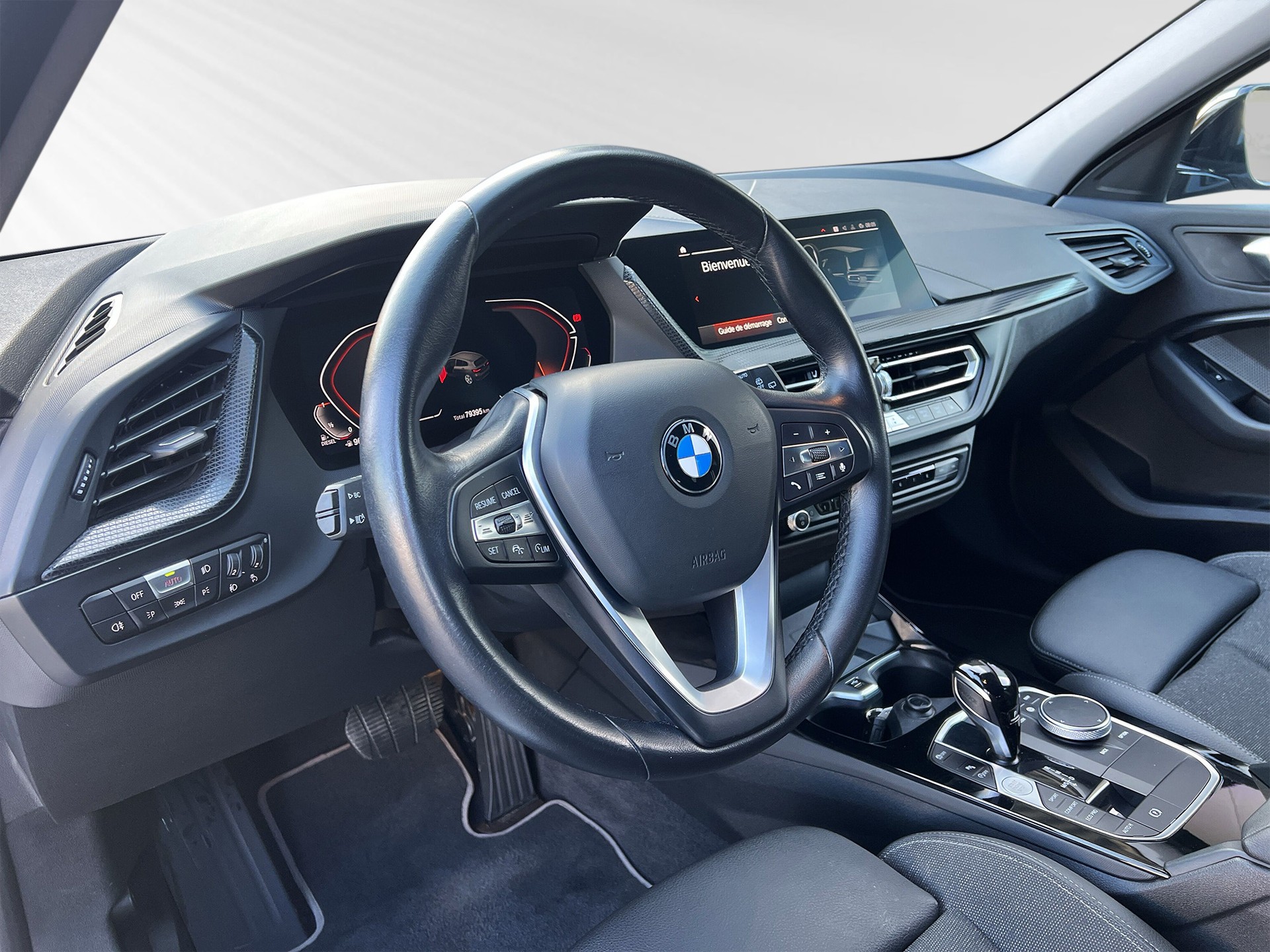 BMW 120d xDrive Steptronic Sport Line-showroom-element-3