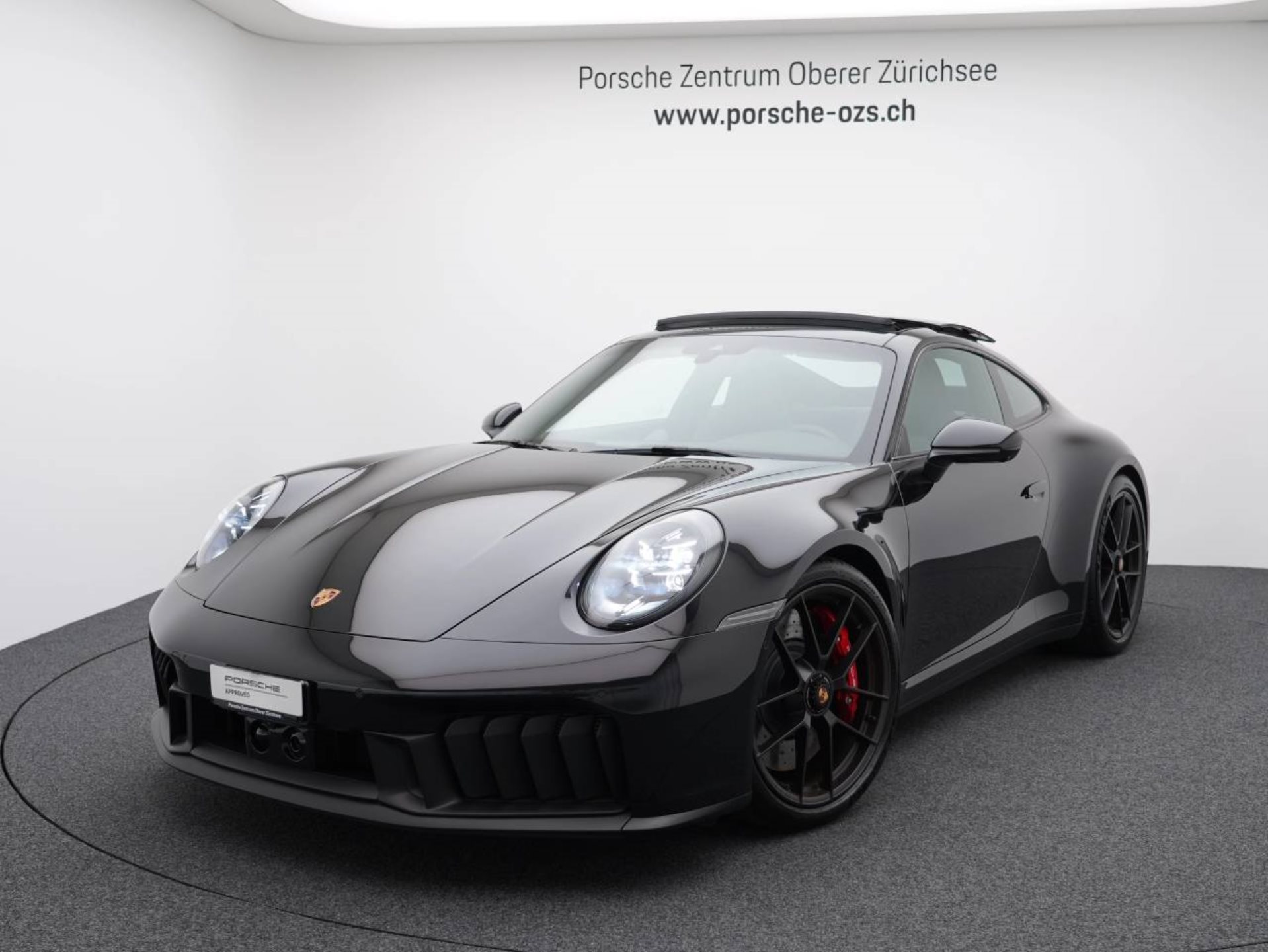 PORSCHE 911 Carrera GTS