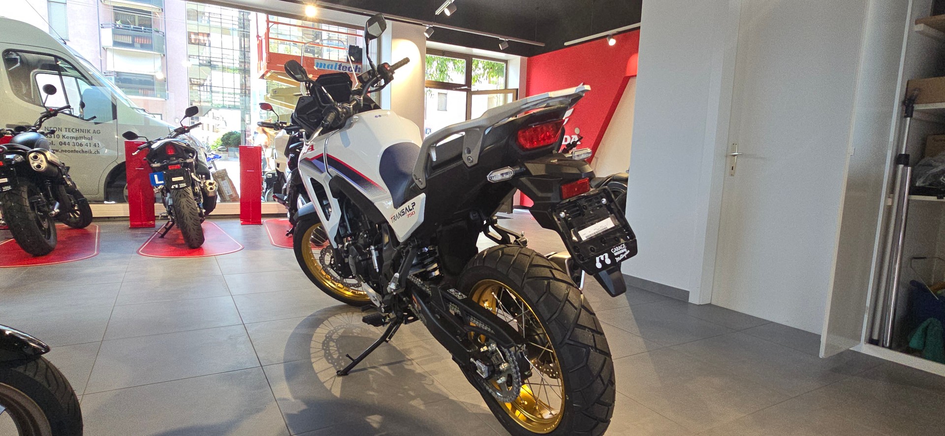 HONDA XL 750 Transalp E-Clutch-image-7
