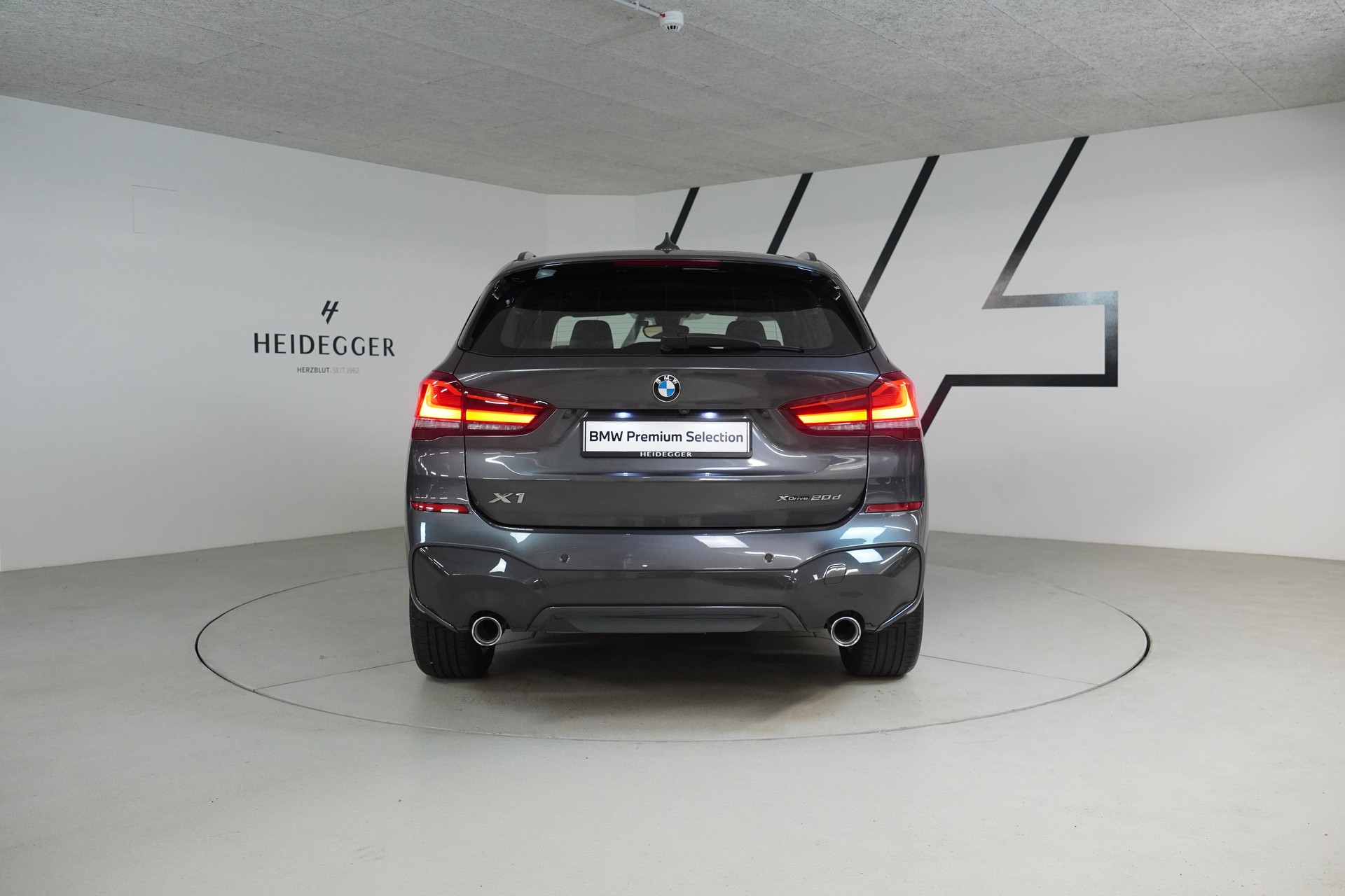 BMW X1 xDrive 20d M Sport Steptronic-image-5