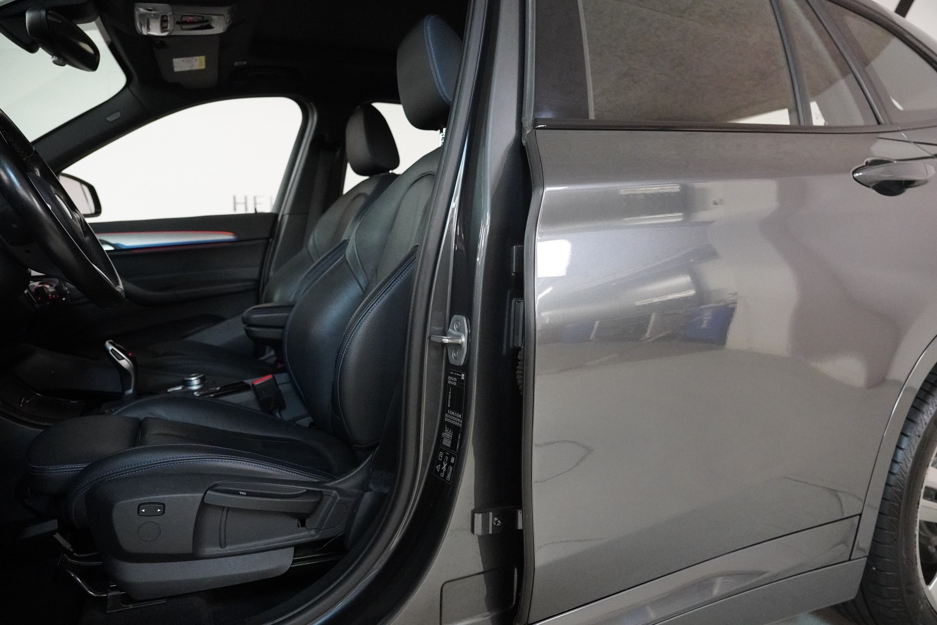 BMW X1 xDrive 20d M Sport Steptronic-image-10