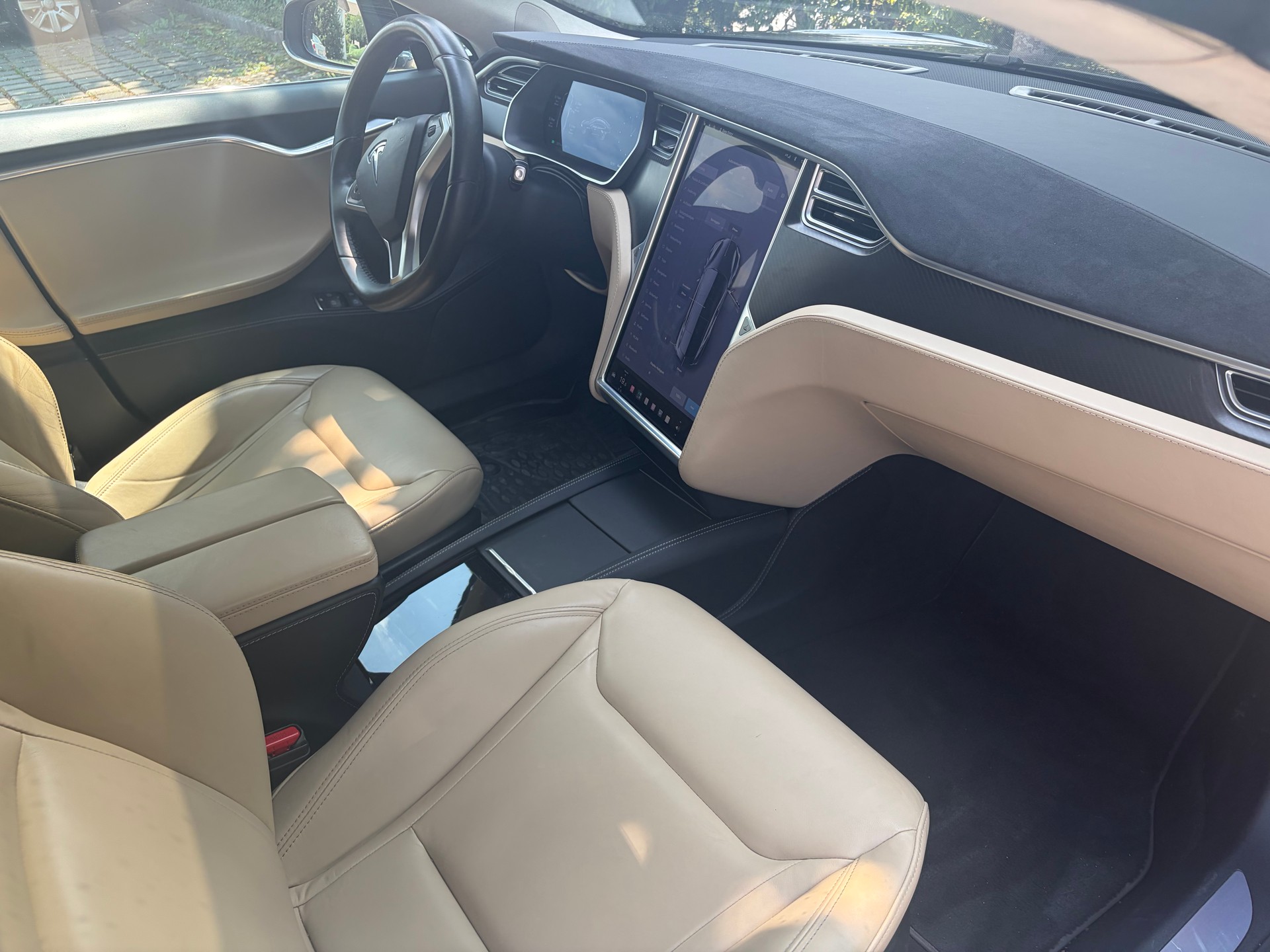 TESLA 90 D-image-4