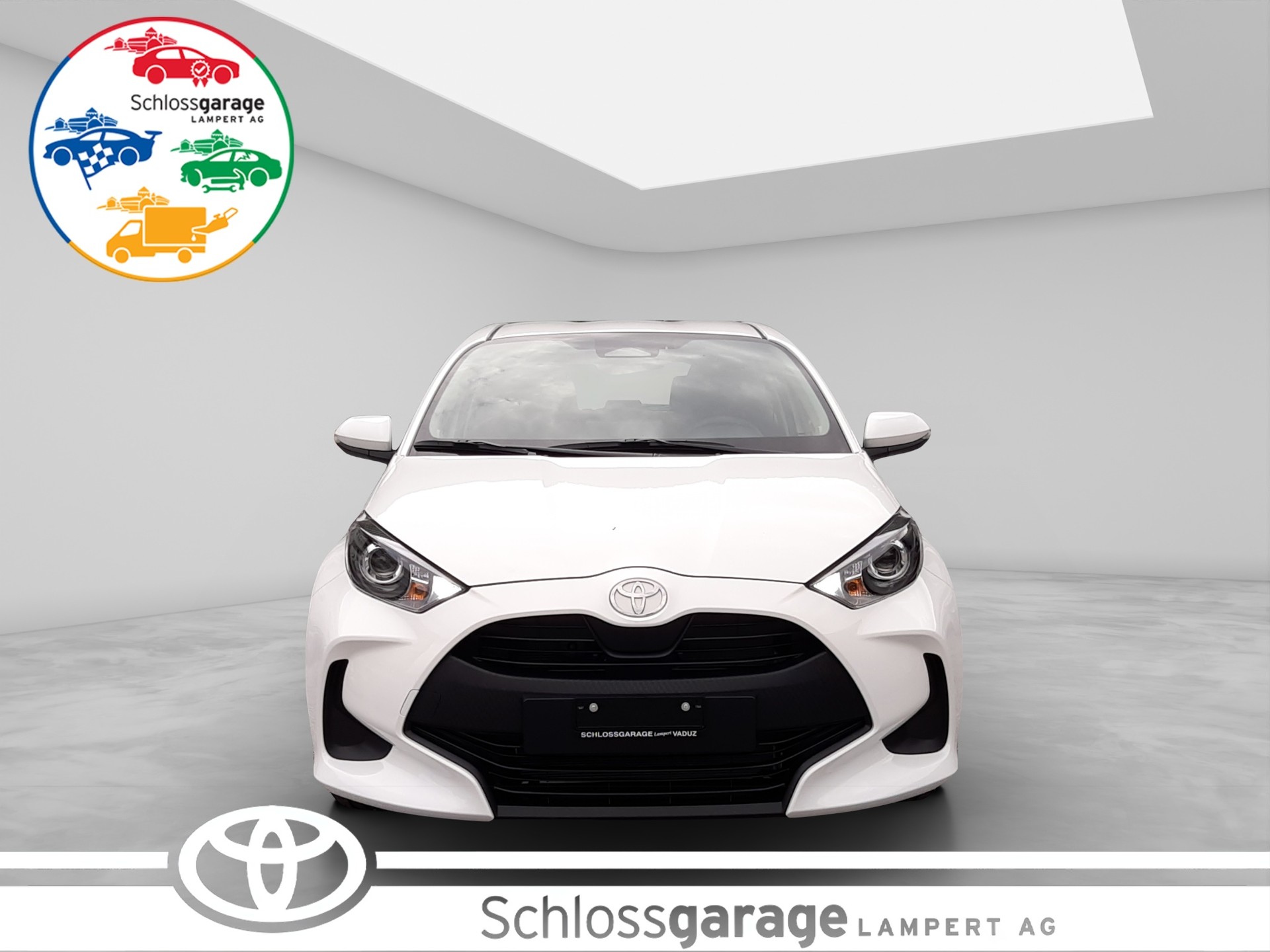TOYOTA Yaris 1.5 VVT-i HSD Comfort-showroom-element-1