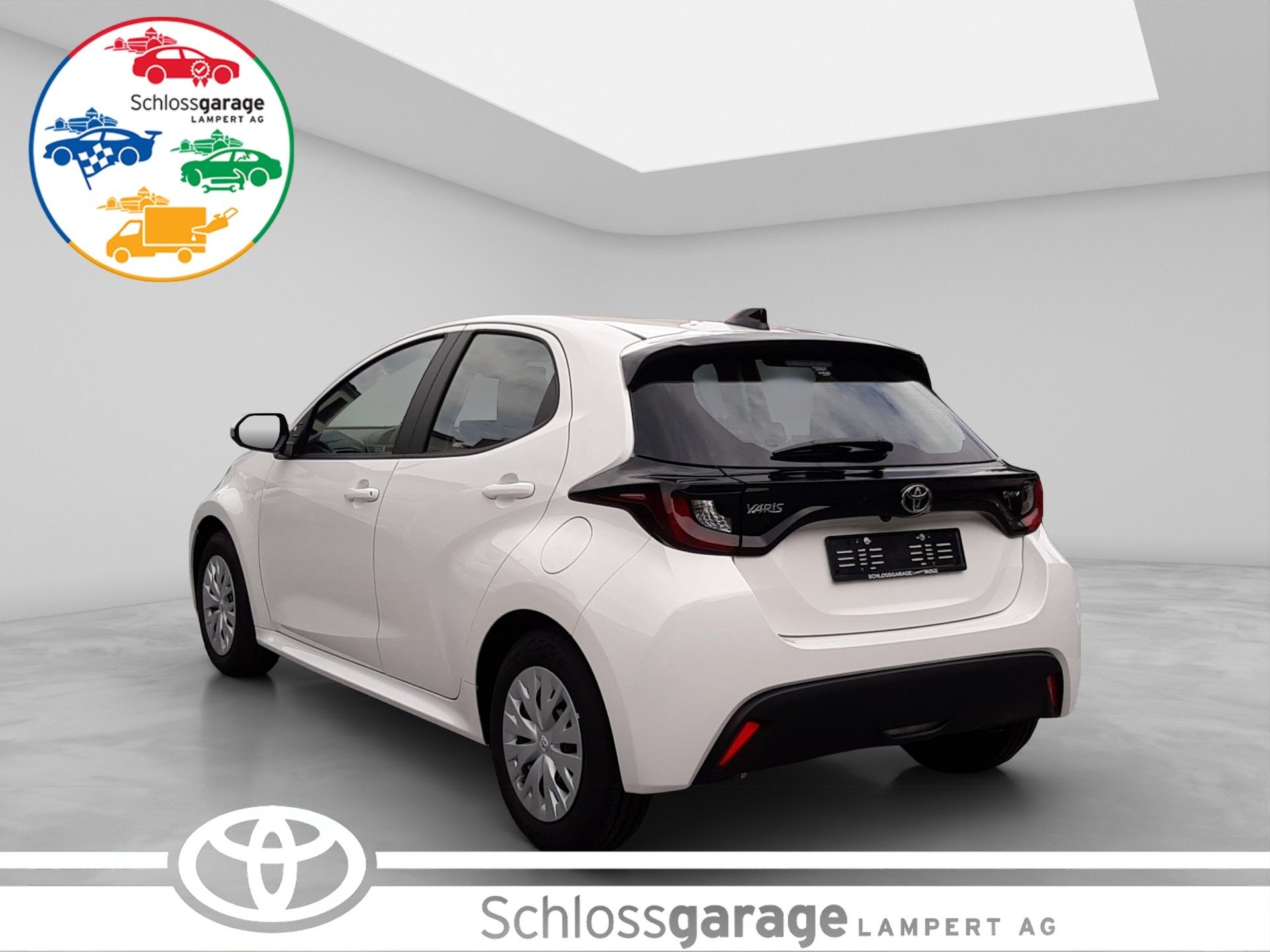 TOYOTA Yaris 1.5 VVT-i HSD Comfort-showroom-element-3