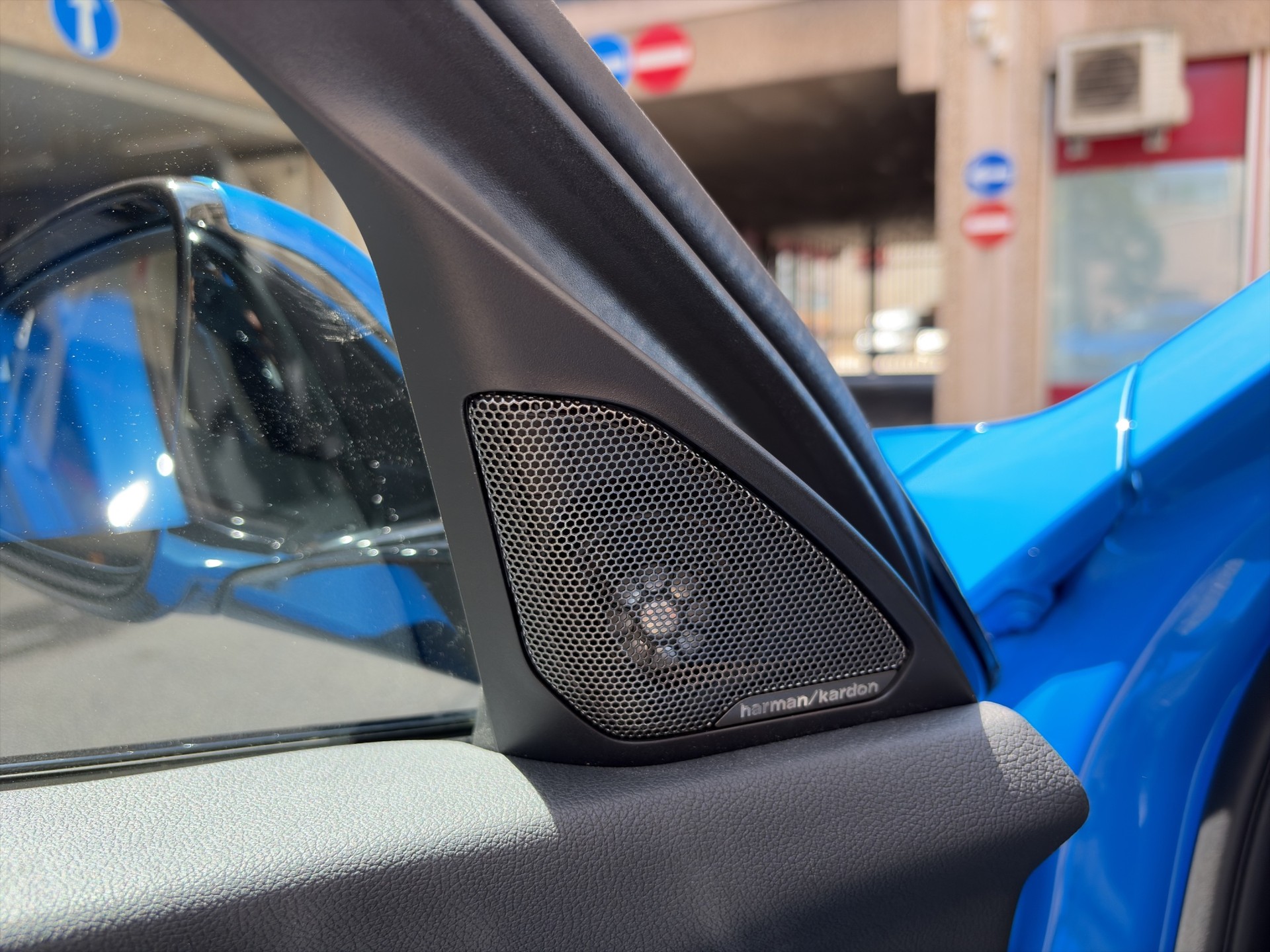BMW 120i M Sport Steptronic-image-28