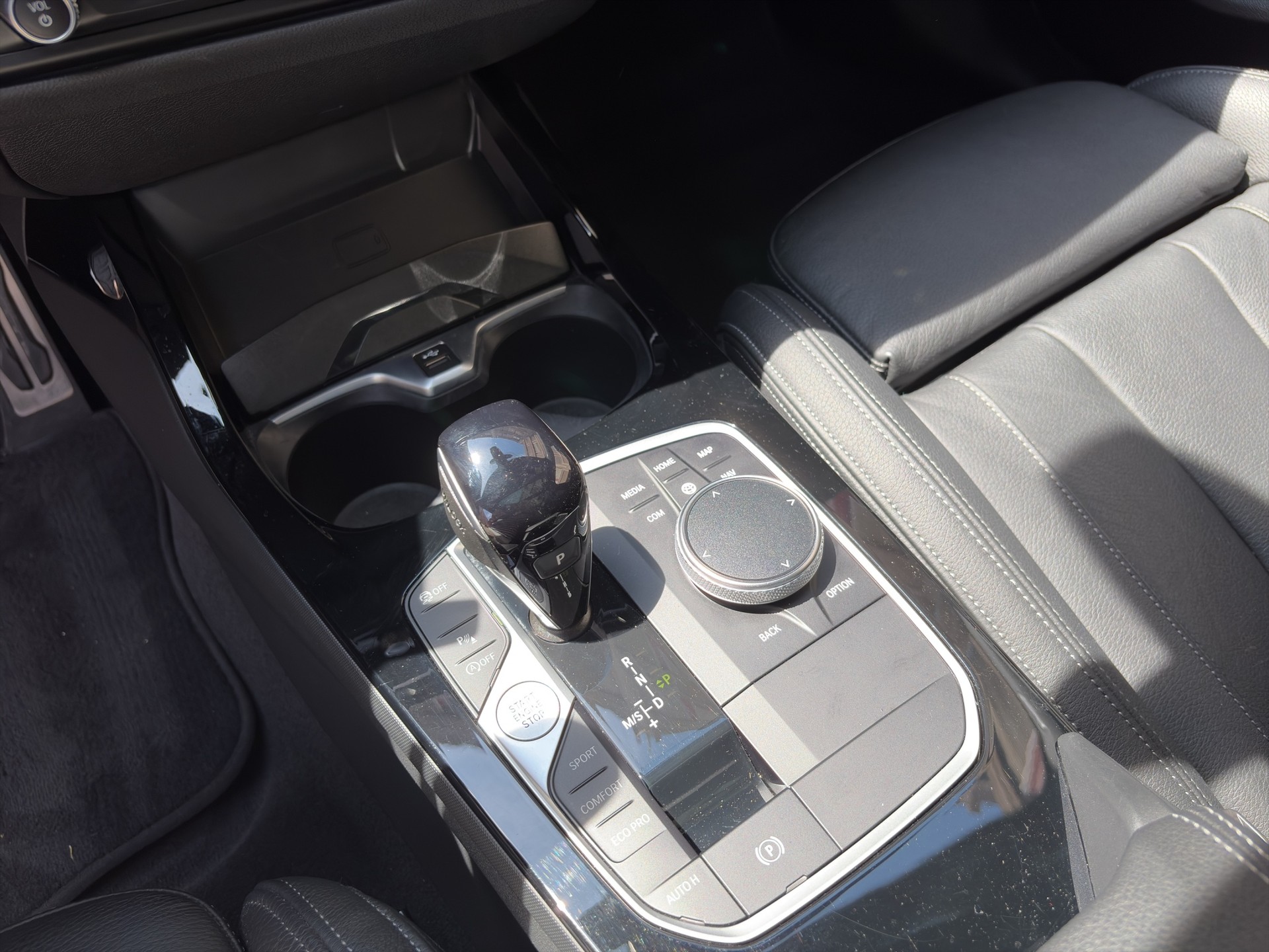 BMW 120i M Sport Steptronic-image-25