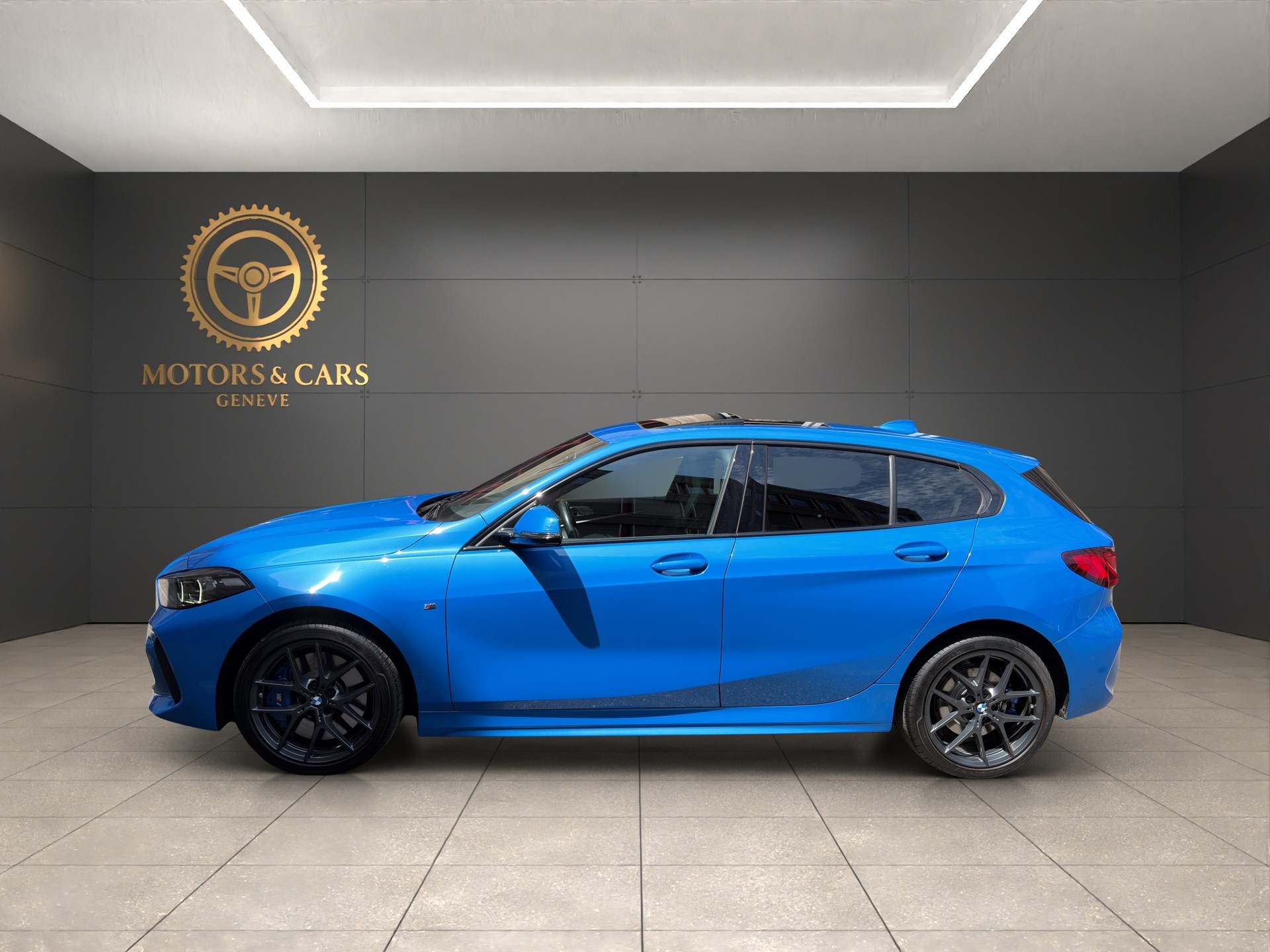 BMW 120i M Sport Steptronic-image-5