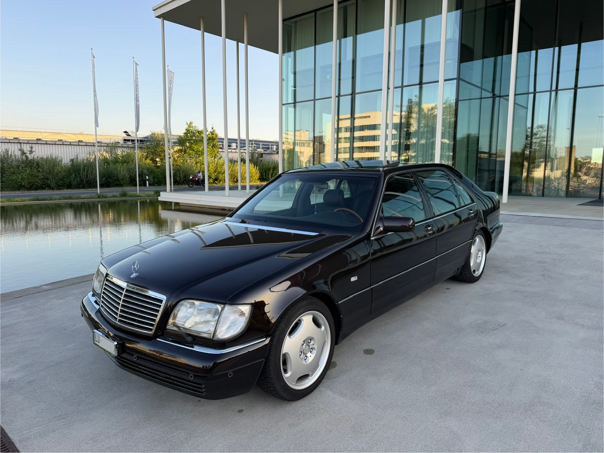MERCEDES-BENZ S 500