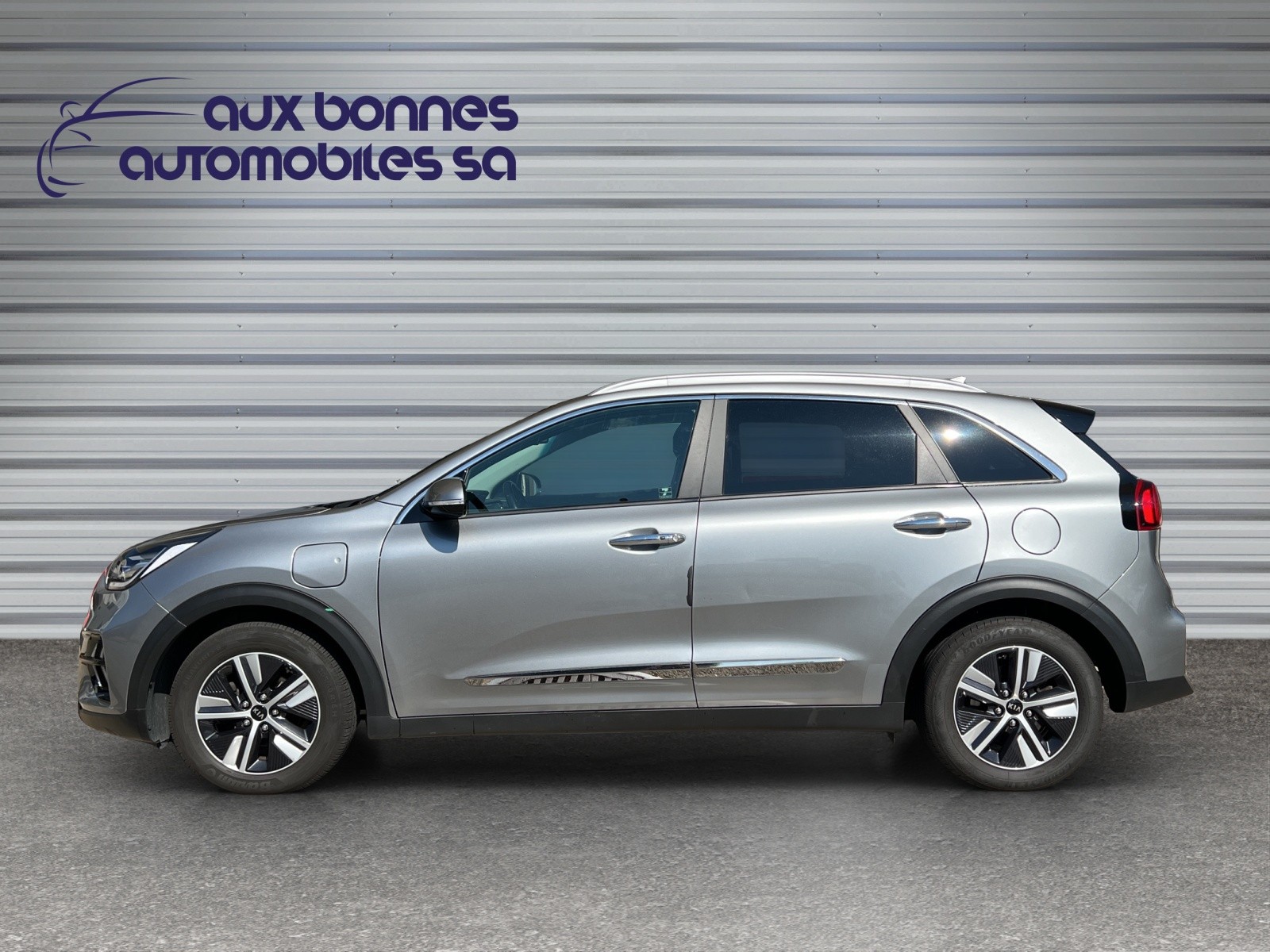 KIA Niro 1.6GDi Plug-in Hybrid Style DCT-showroom-element-2