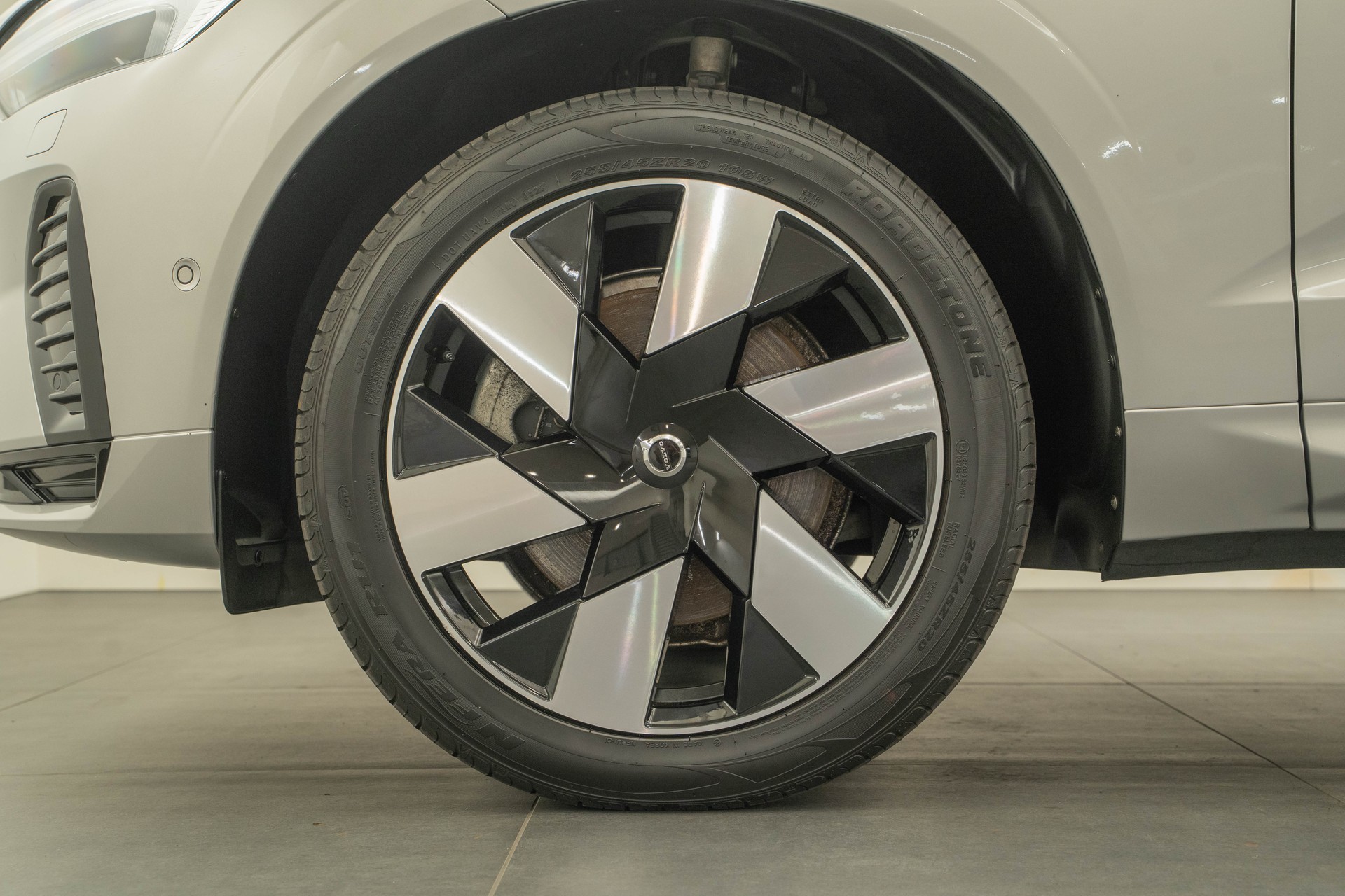VOLVO XC60 2.0 T8 TE Ultimate Dark eAWD-image-14