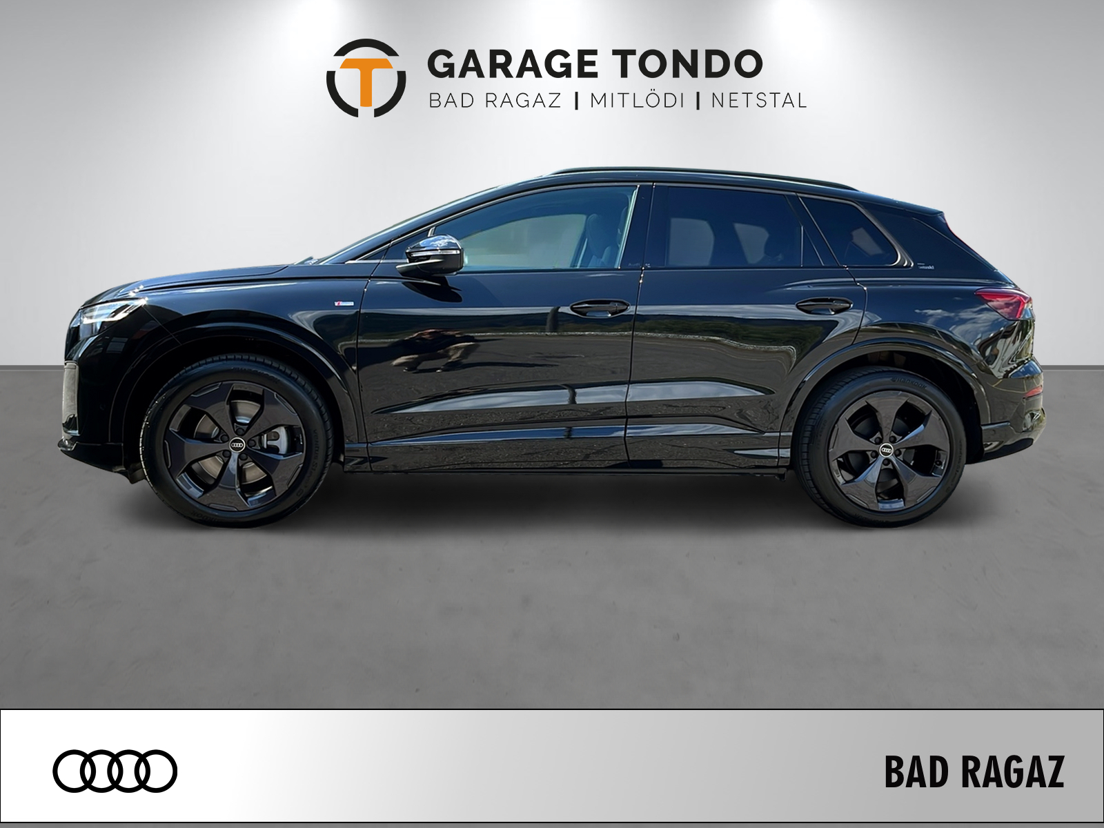AUDI Q4 SUV e-tron quattro perform 340PS/250kW-showroom-element-2