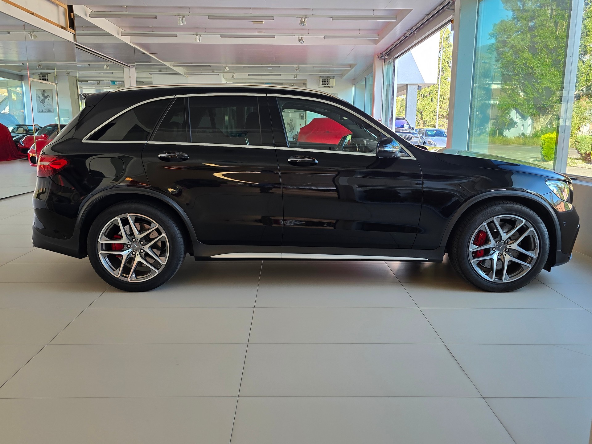 MERCEDES-BENZ GLC 63 S AMG 4Matic+ 9G-Tronic-image-3