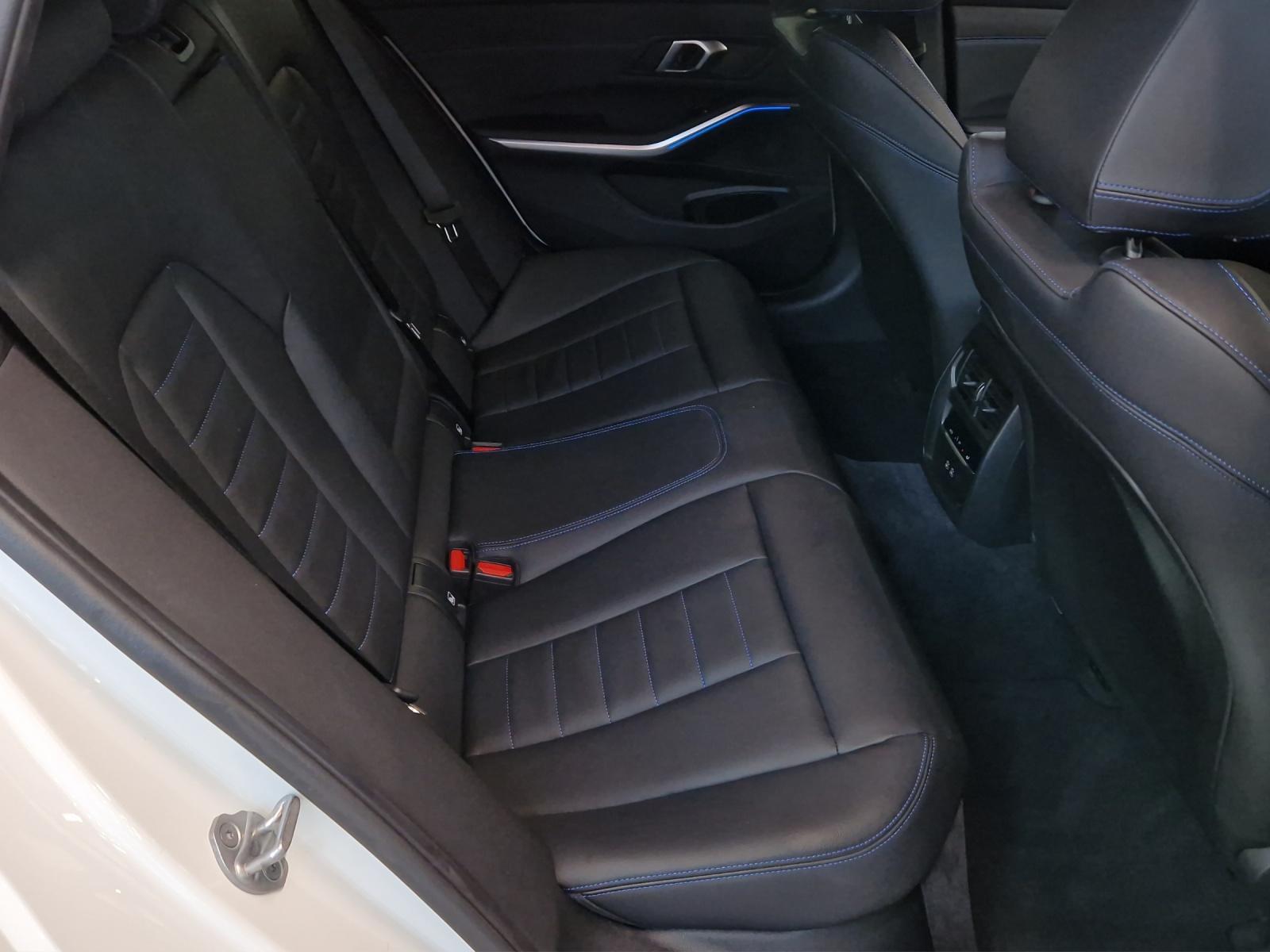 BMW 320d xDrive M Sport-image-21
