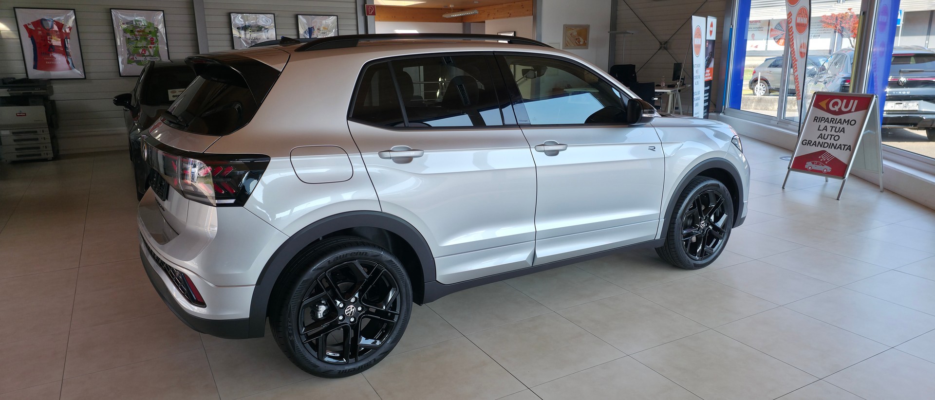 VW R-Line-image-1
