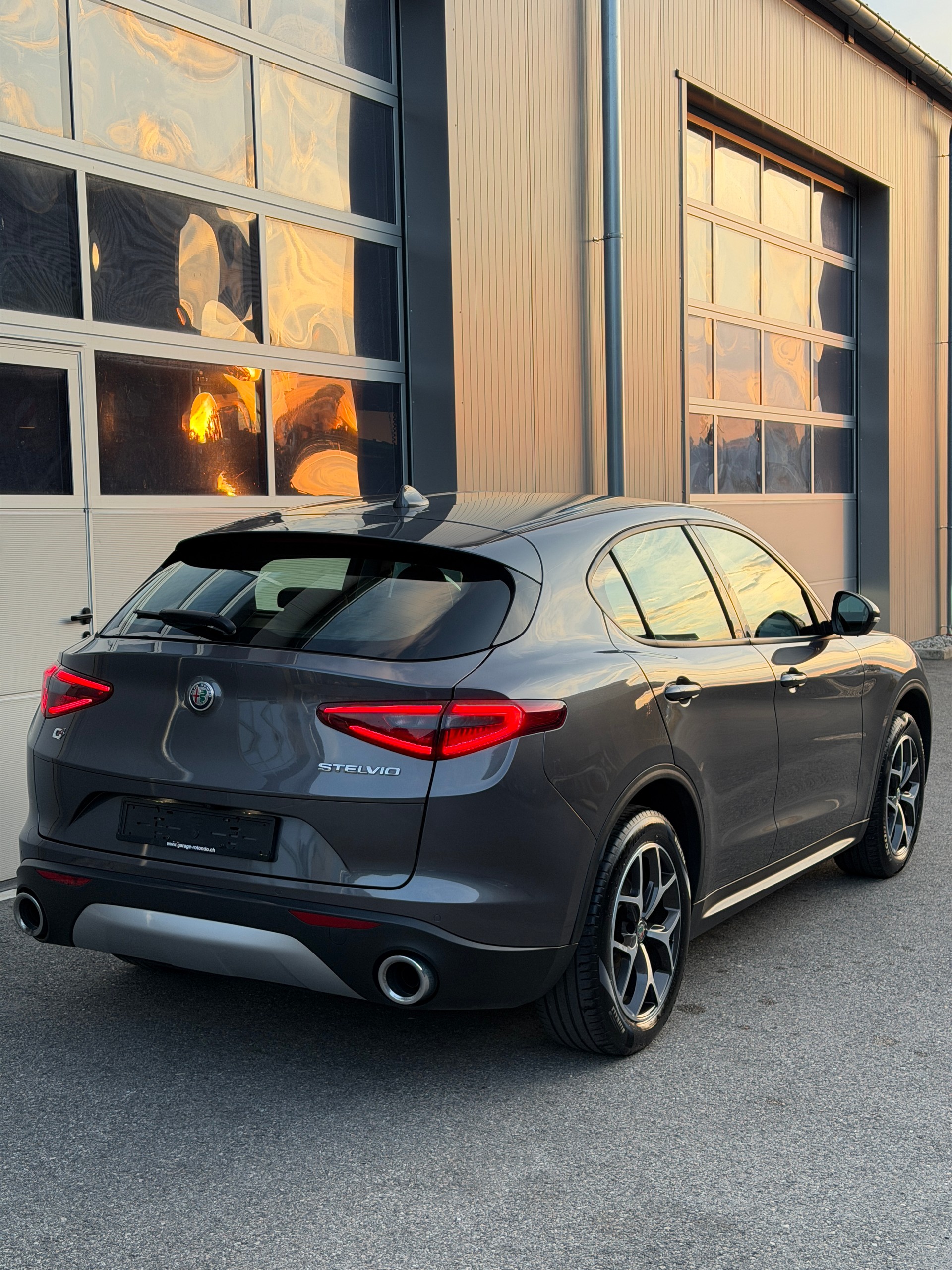 ALFA ROMEO Stelvio 2.0 Sport Q4 Automatic-image-7