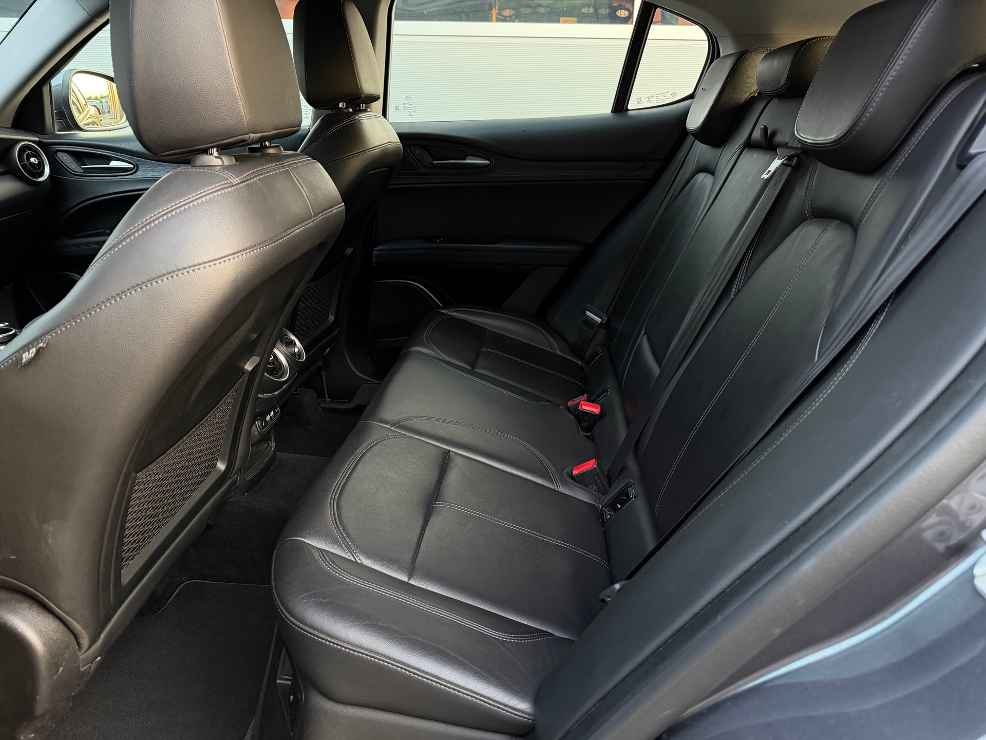 ALFA ROMEO Stelvio 2.0 Sport Q4 Automatic-image-13
