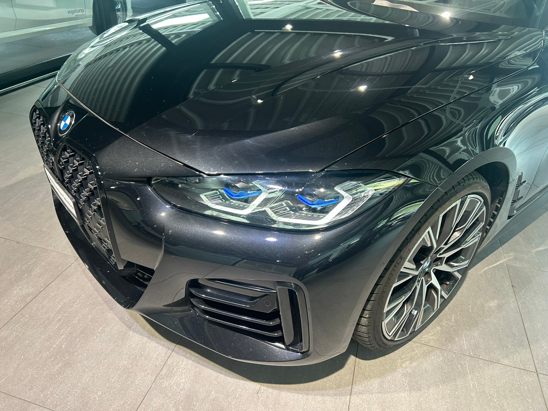BMW M440i xDrive 48V Gran Coupé Steptronic-image-13