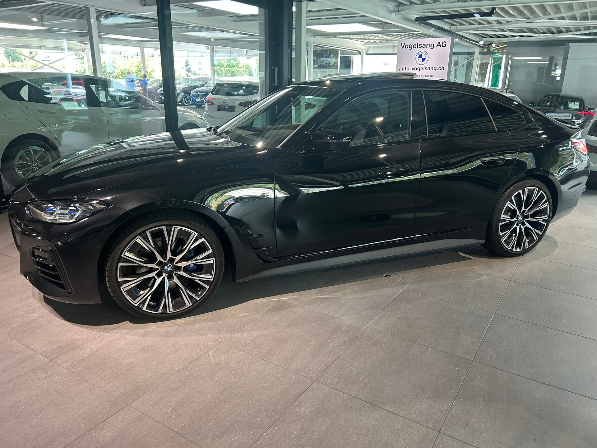 BMW M440i xDrive 48V Gran Coupé Steptronic-showroom-element-2