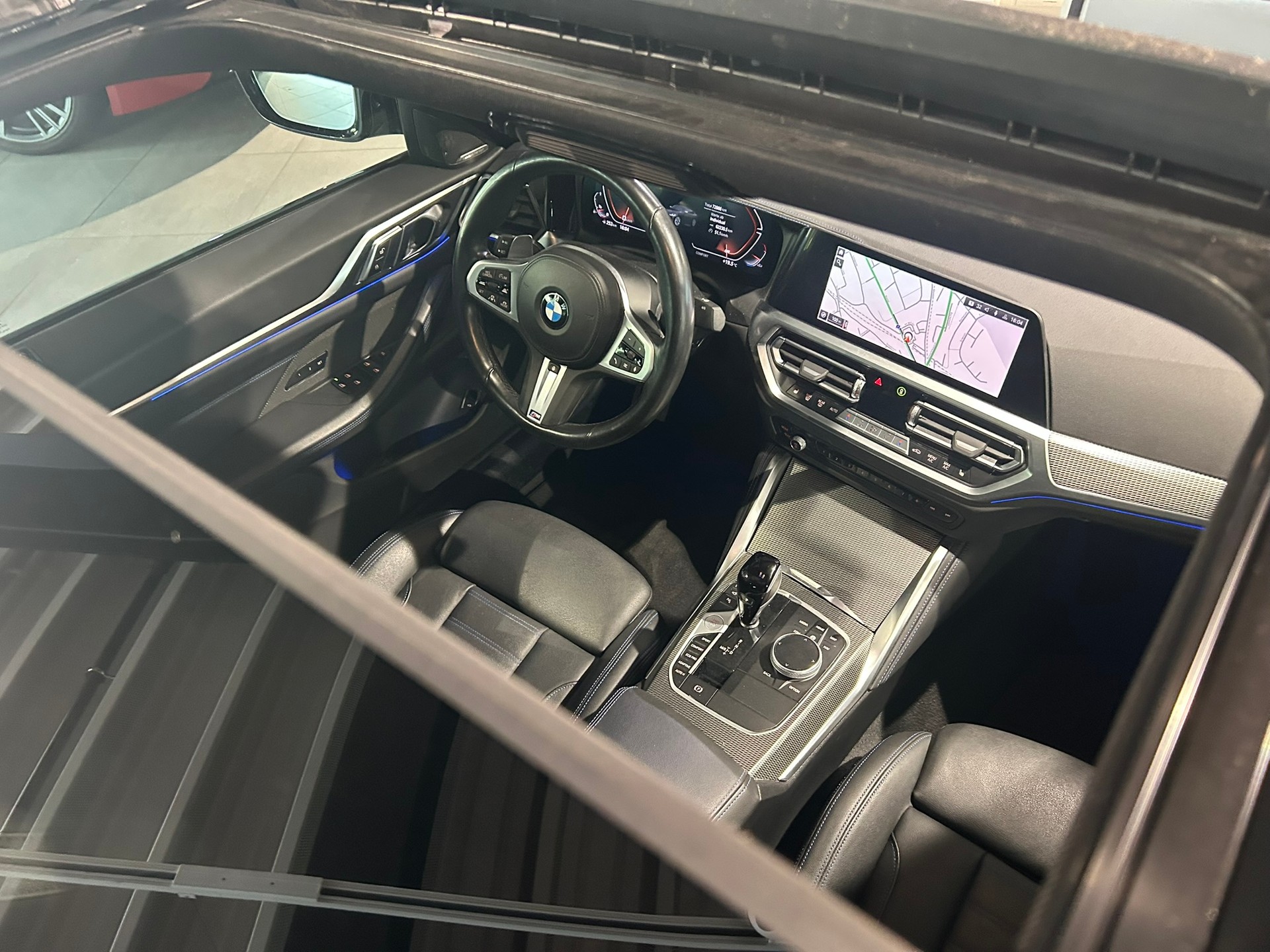 BMW M440i xDrive 48V Gran Coupé Steptronic-image-25