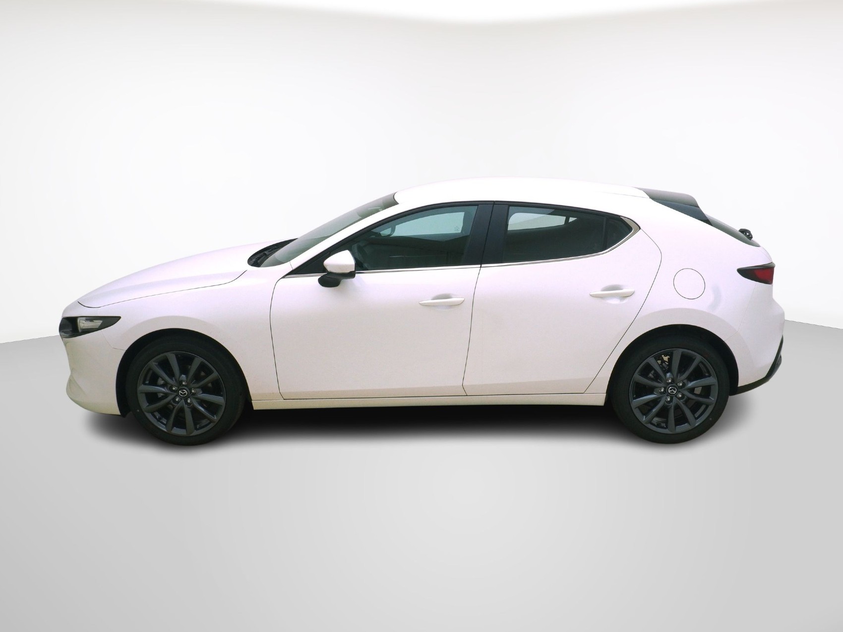 MAZDA 3 Hatchback 2.0 186 Centre-Line-showroom-element-1
