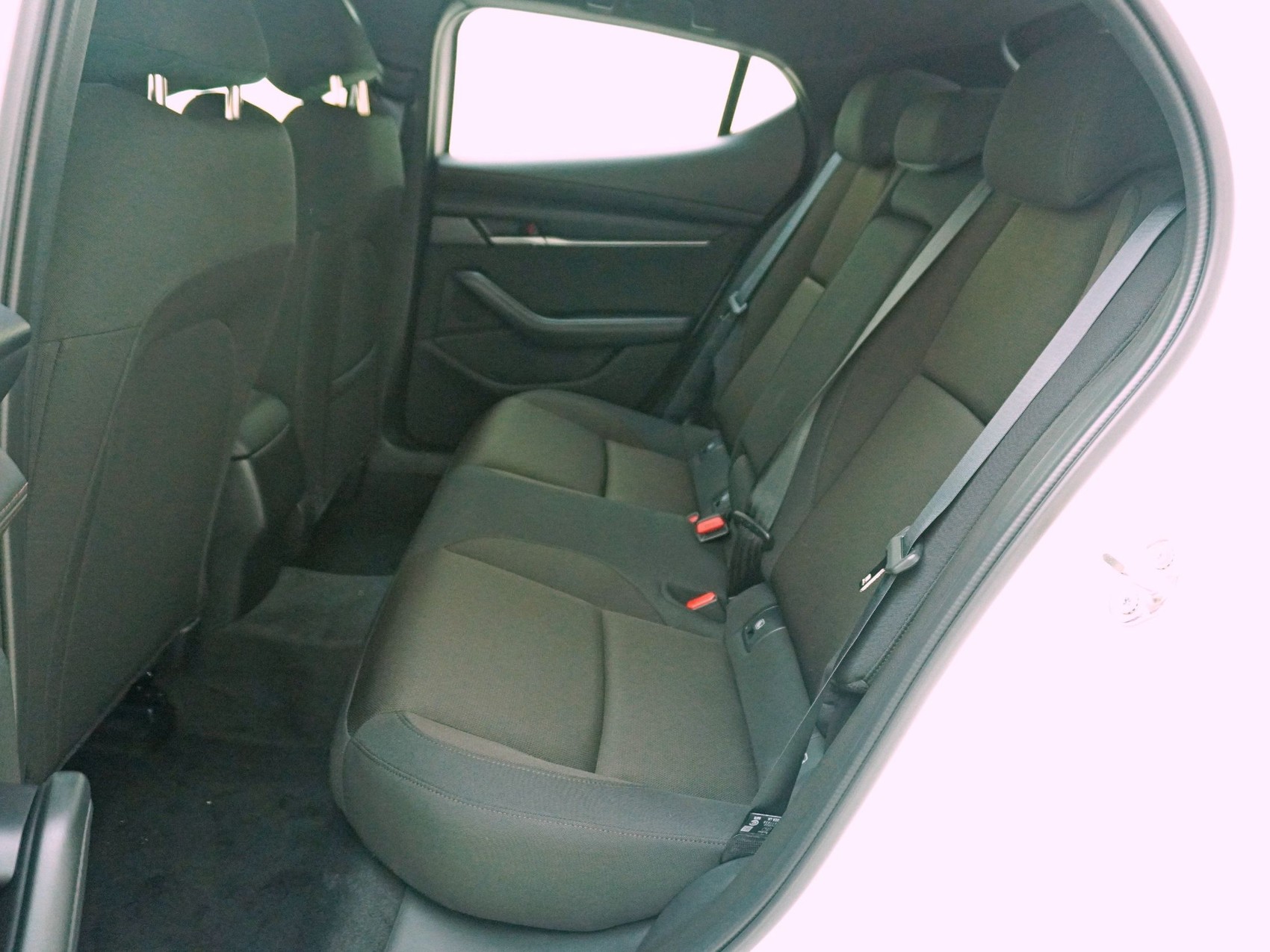 MAZDA 3 Hatchback 2.0 186 Centre-Line-image-15