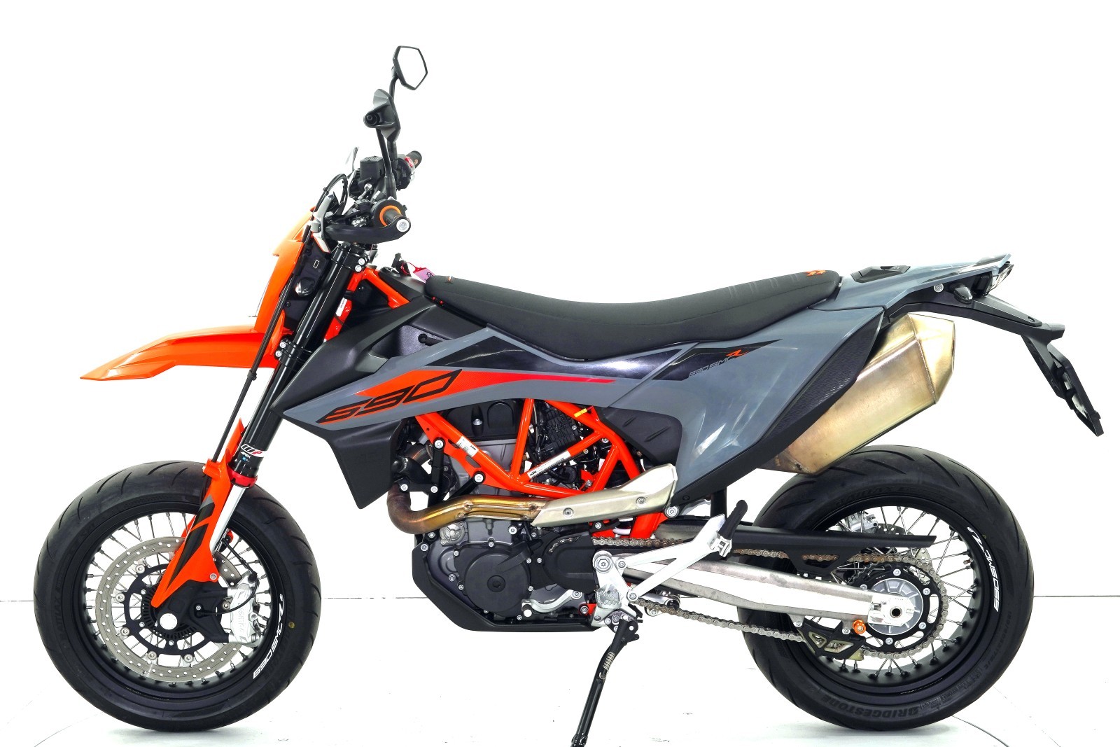 KTM 690 SMC R ABS-image-4