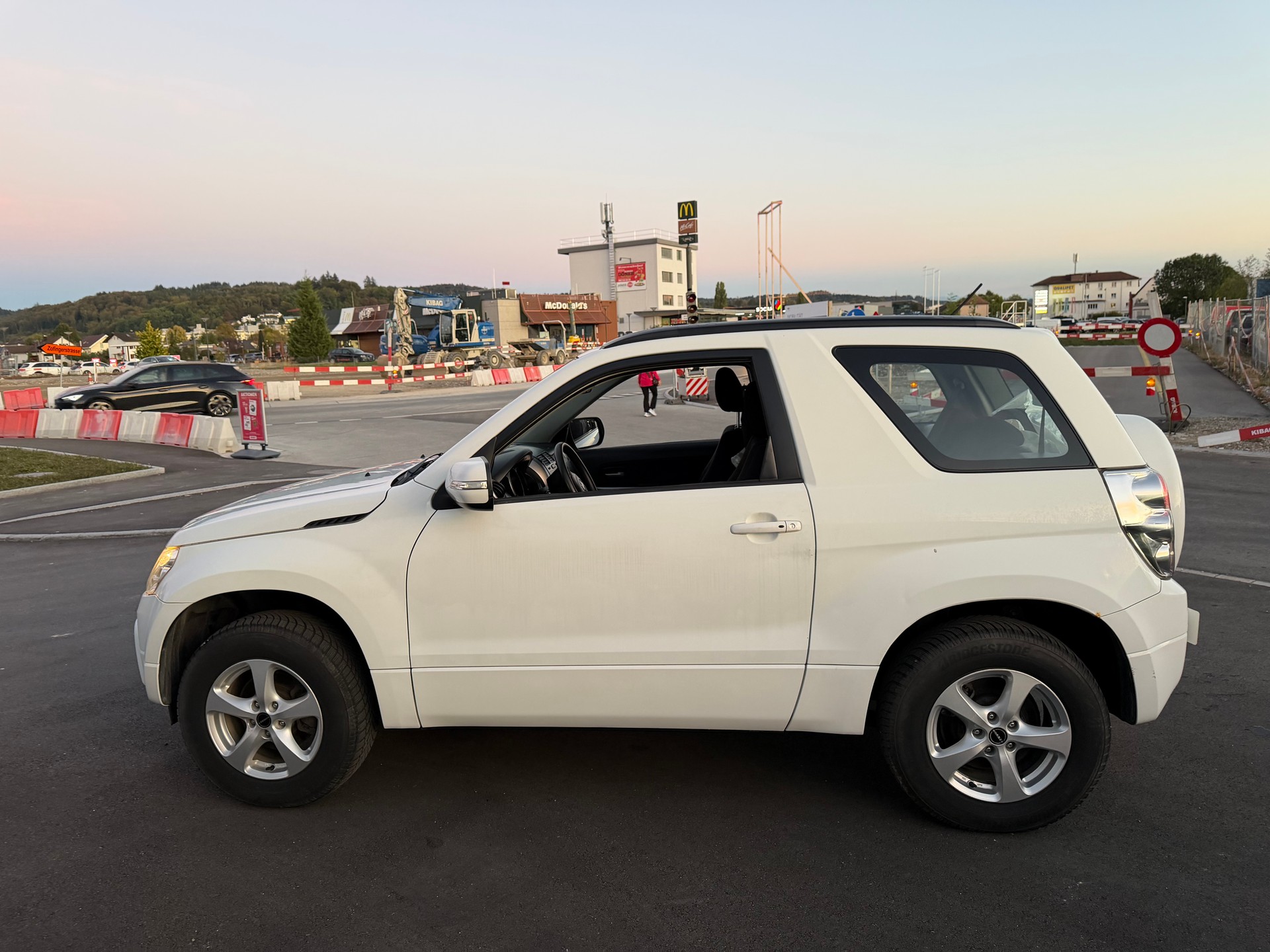 SUZUKI Grand Vitara 2.4 16V GL Top Automatic-image-8