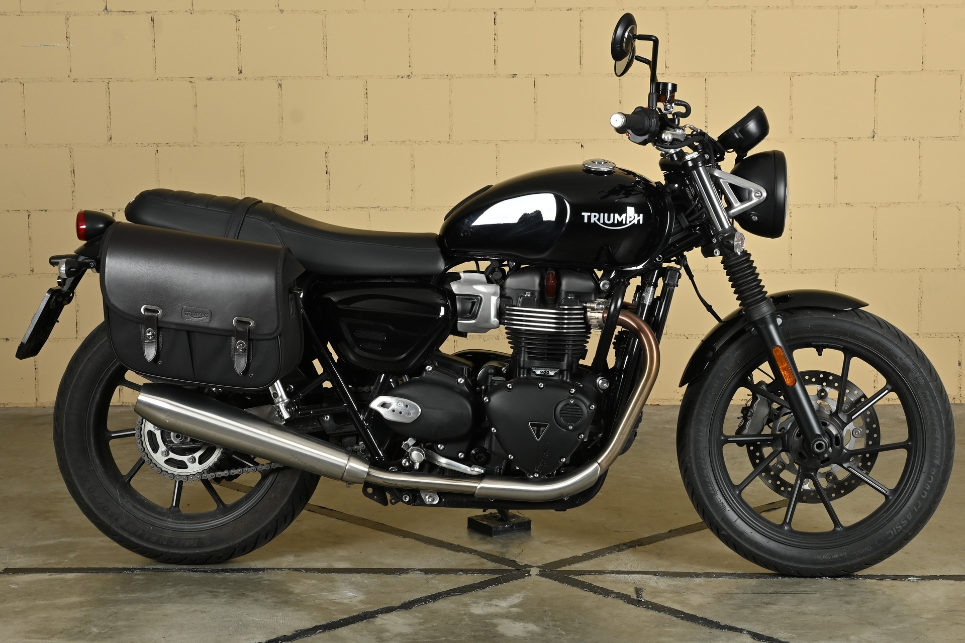 TRIUMPH Speed Twin 900 (35kW)-image-8