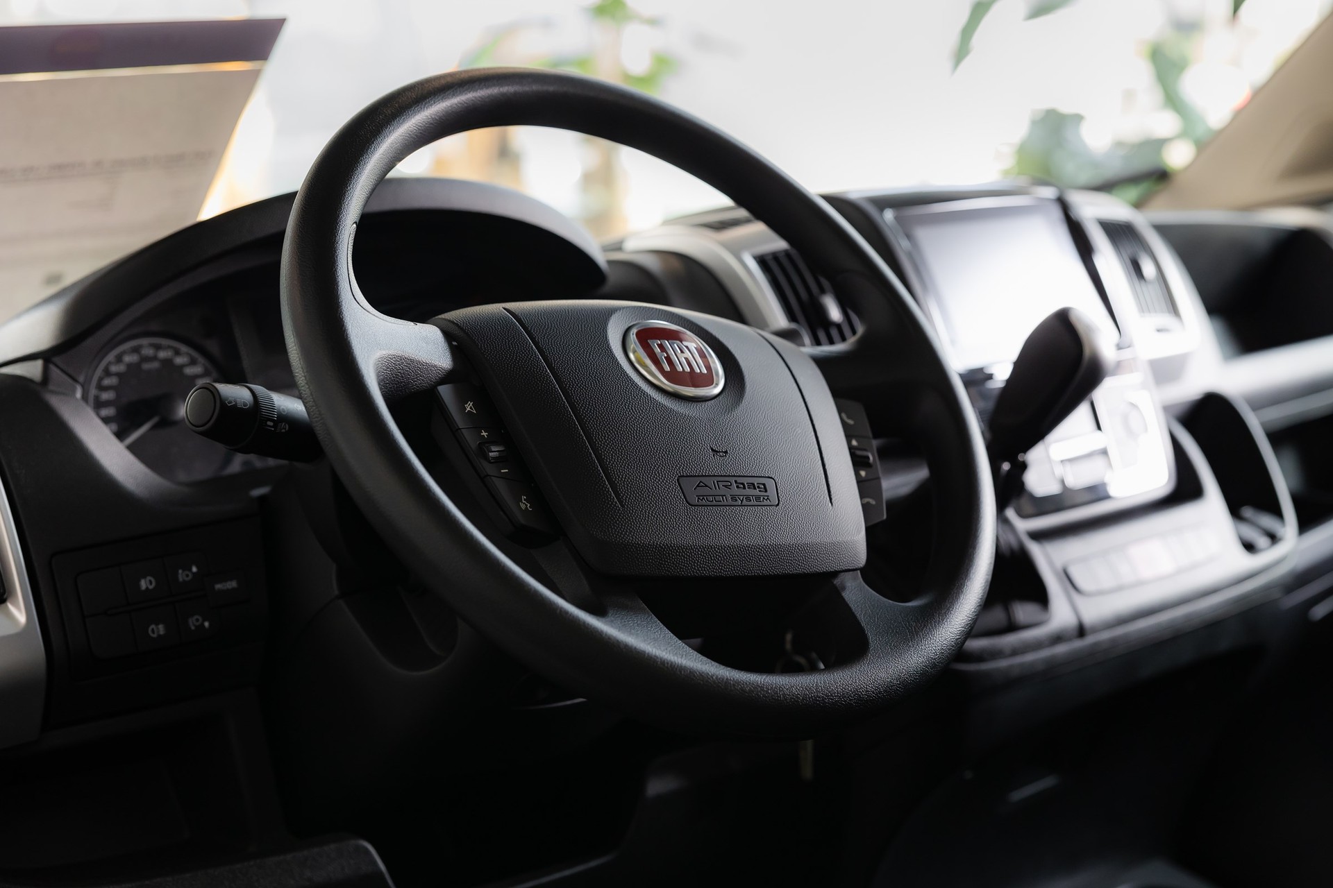 FIAT New E-Ducato 35 47kWh LH2 L3H2 Comfort Full Option-image-7