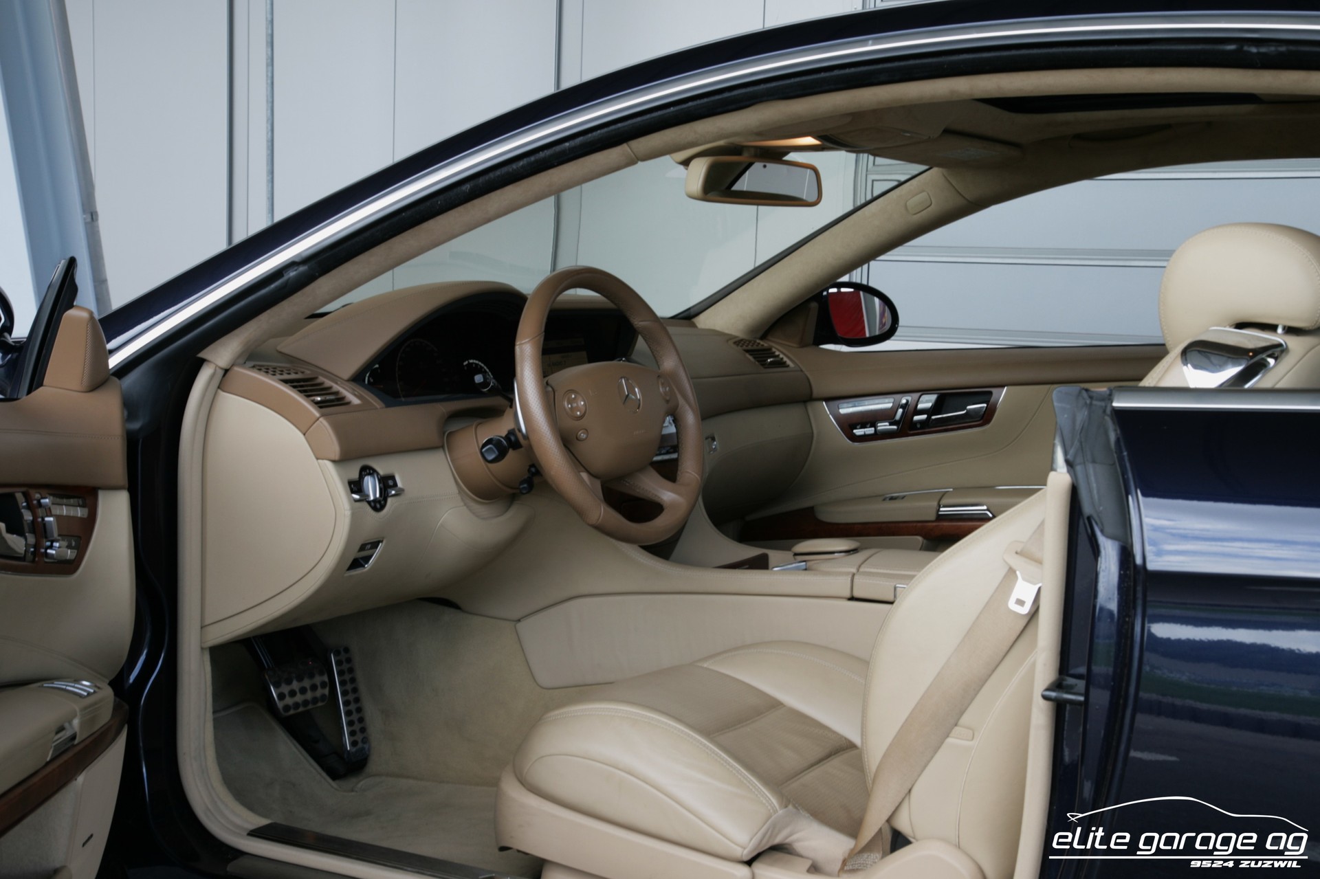 MERCEDES-BENZ CL 63 AMG 7G-Tronic-image-13