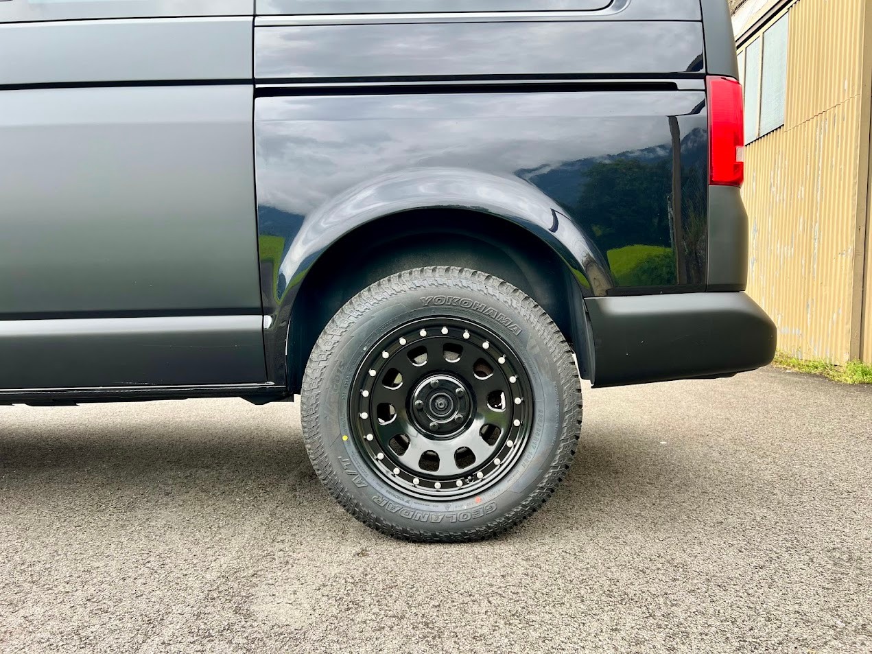 VW T5 Multivan 2.0 Bi-TDI CR Gravus 4Motion DSG-image-10