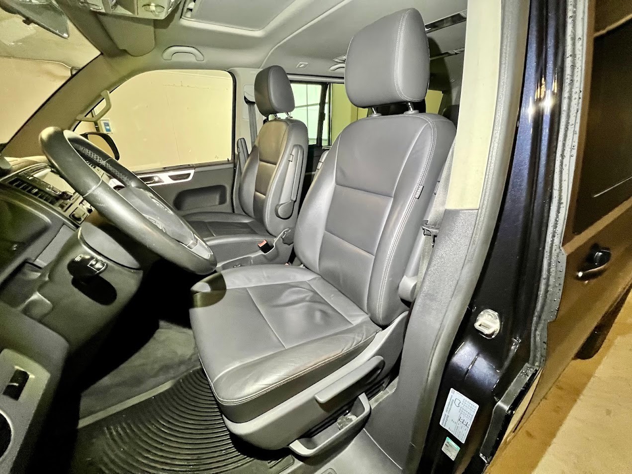 VW T5 Multivan 2.0 Bi-TDI CR Gravus 4Motion DSG-image-13