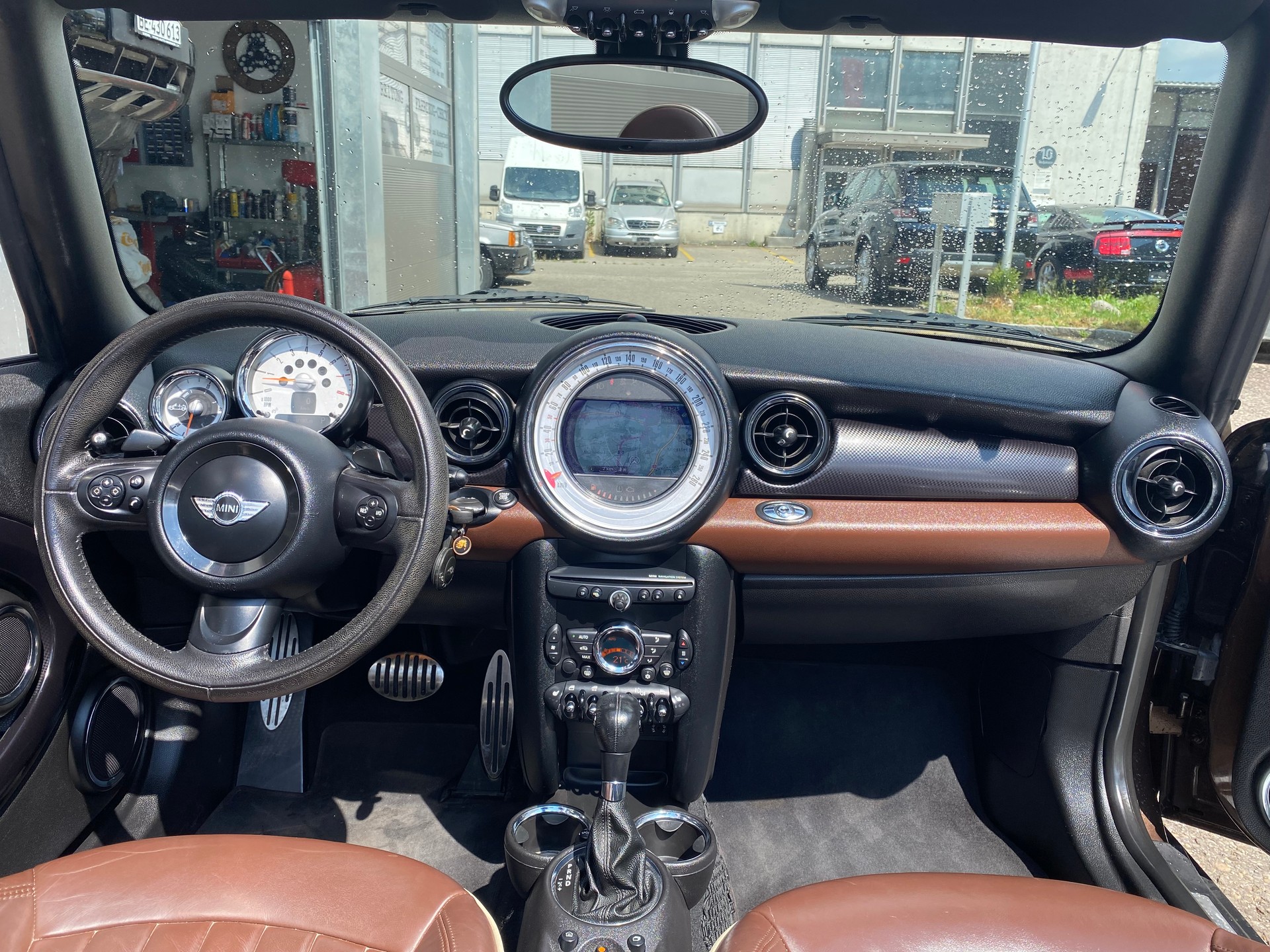 MINI Mini Cabrio Cooper S Steptronic-image-10